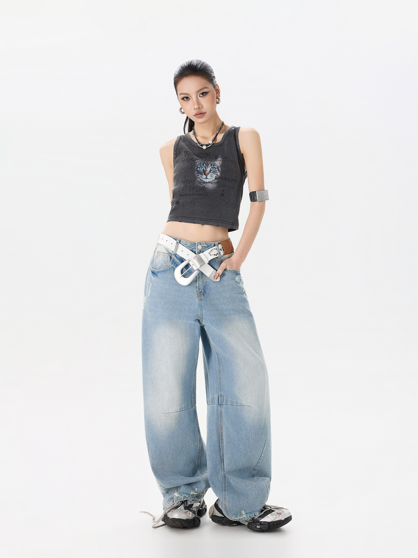 Trendy American-Style Ripped Jeans for Women, Loose Fit, Washed and Faded, Wide-Leg Pants, Casual Floor-Length Pants