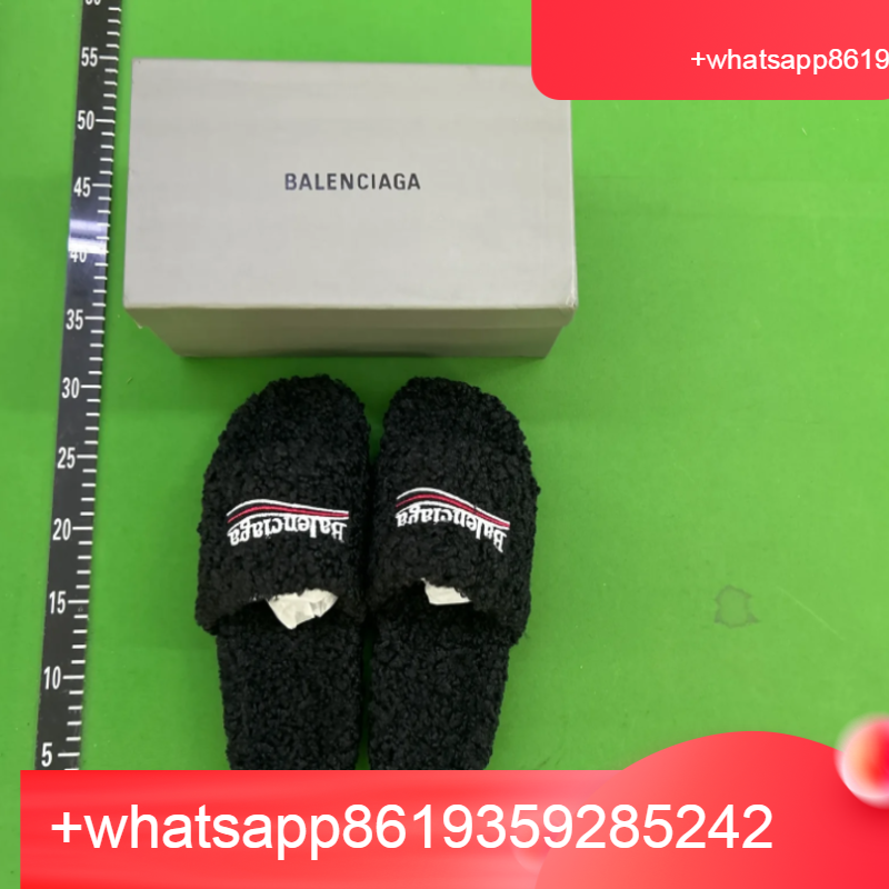 Balenciaga slippers