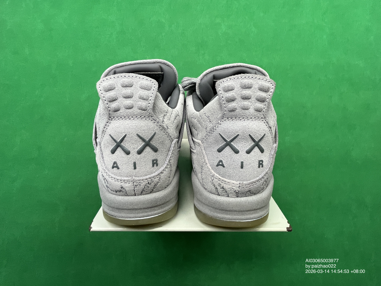 Air Jordan 4 Retro KAWS QC
