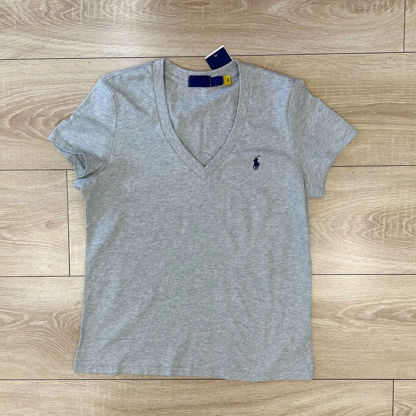 RL Women's Classic Pony Logo V-Neck T-Shirt Grey
