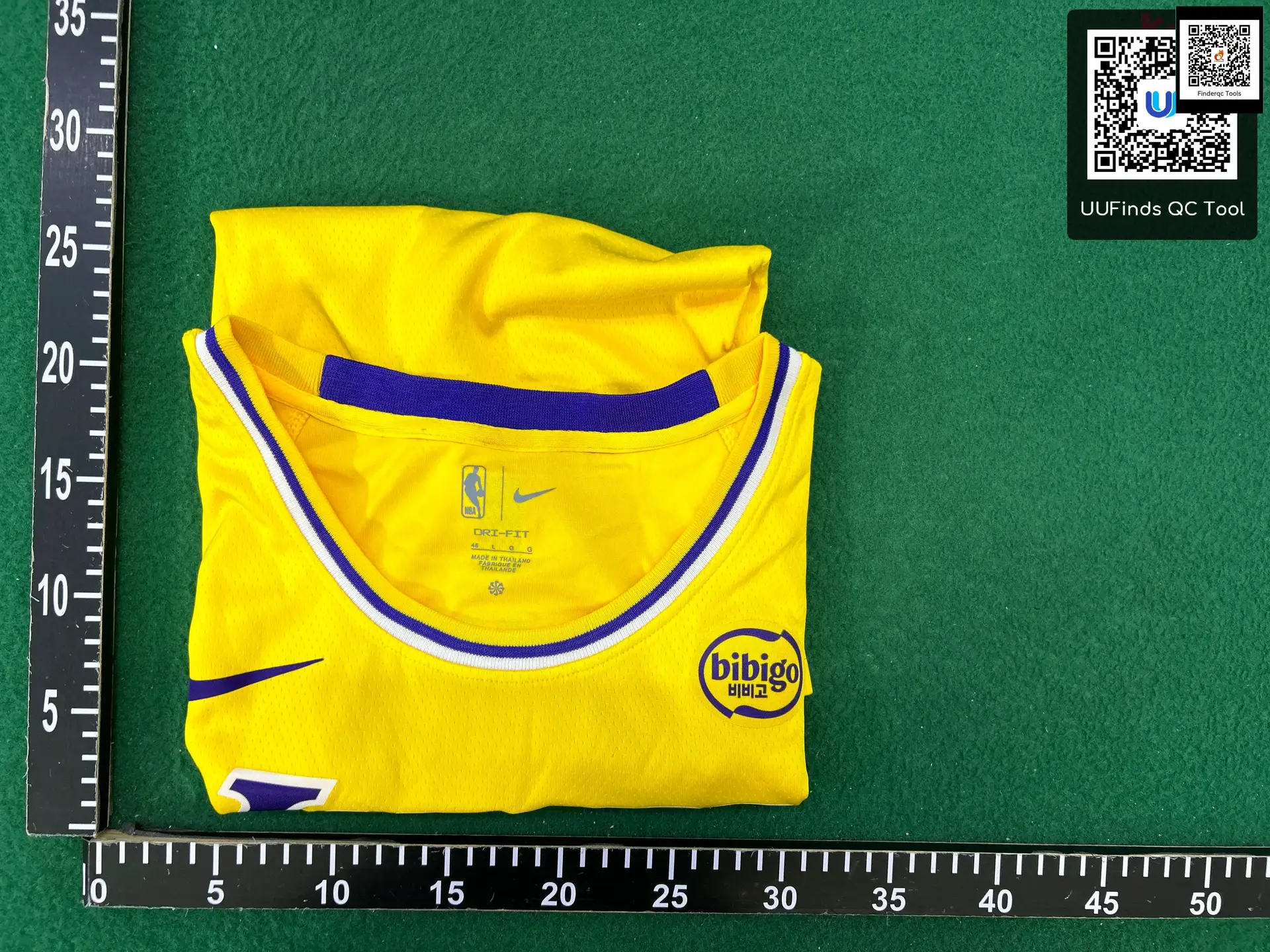 Nike Los Angeles Lakers LeBron James Jersey Yellow