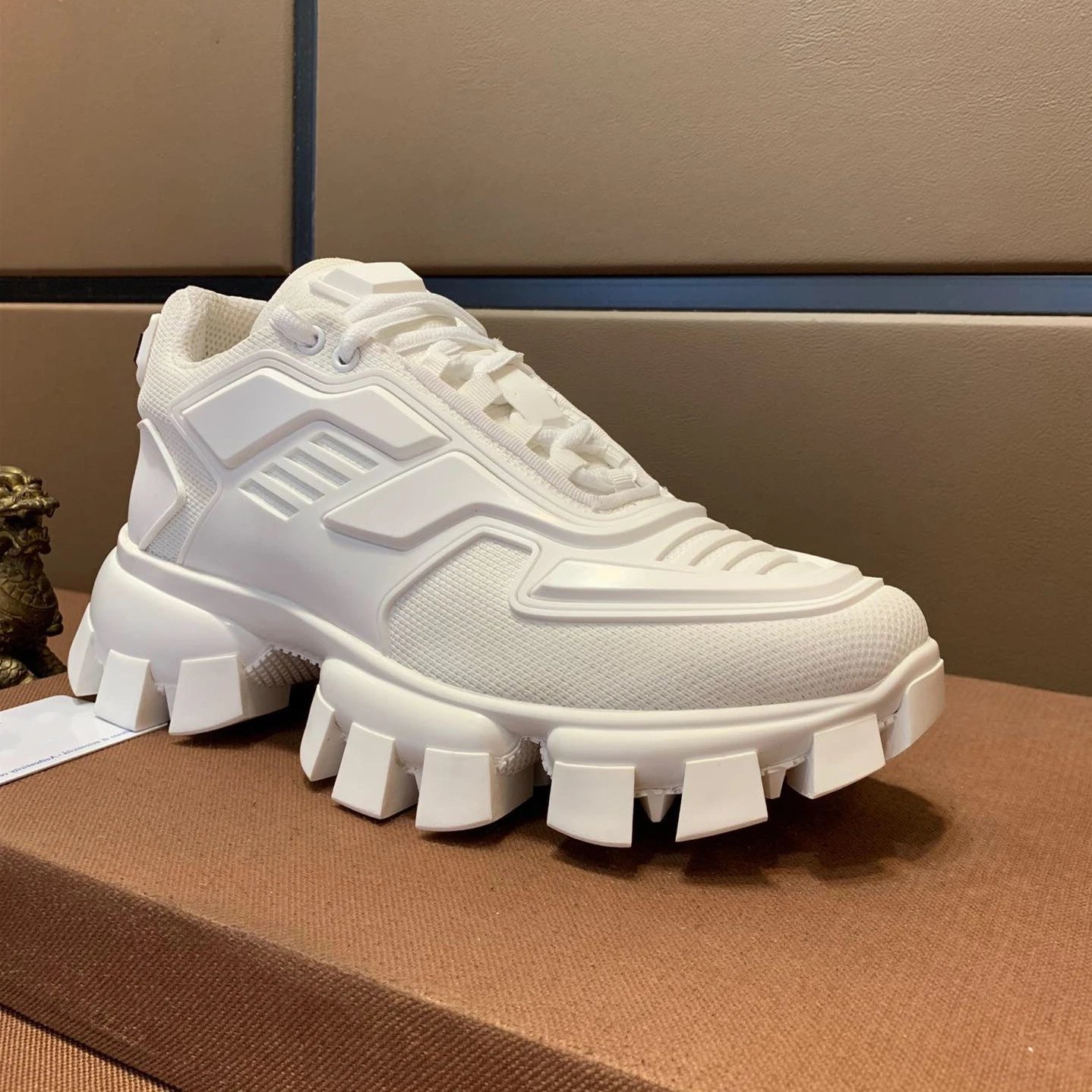 w2c鞋 Foto QC de WEIDIAN na Qualit.ly
