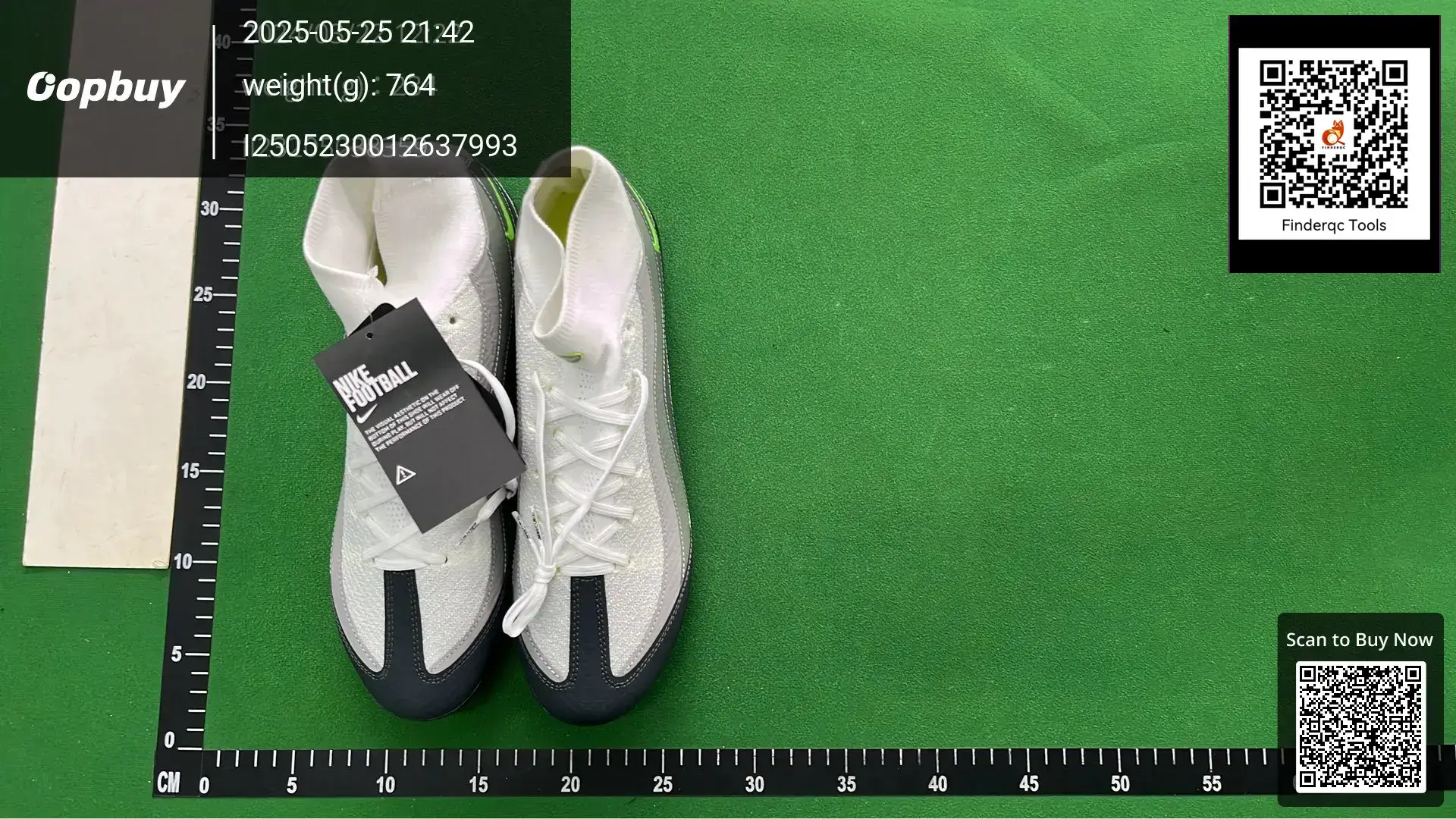 Putian manufacturers wholesale cross-border foreign trade new Ronaldo engraved assassin 16 generation fg broken nail high-top football shoes