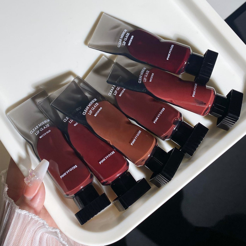 Pinkyfocus Black Mirror Lip Glaze Mirror Water Gloss Long-Lasting Not Easy to Fade Film-Forming Transparent Ice Cube Lip Mud for Women