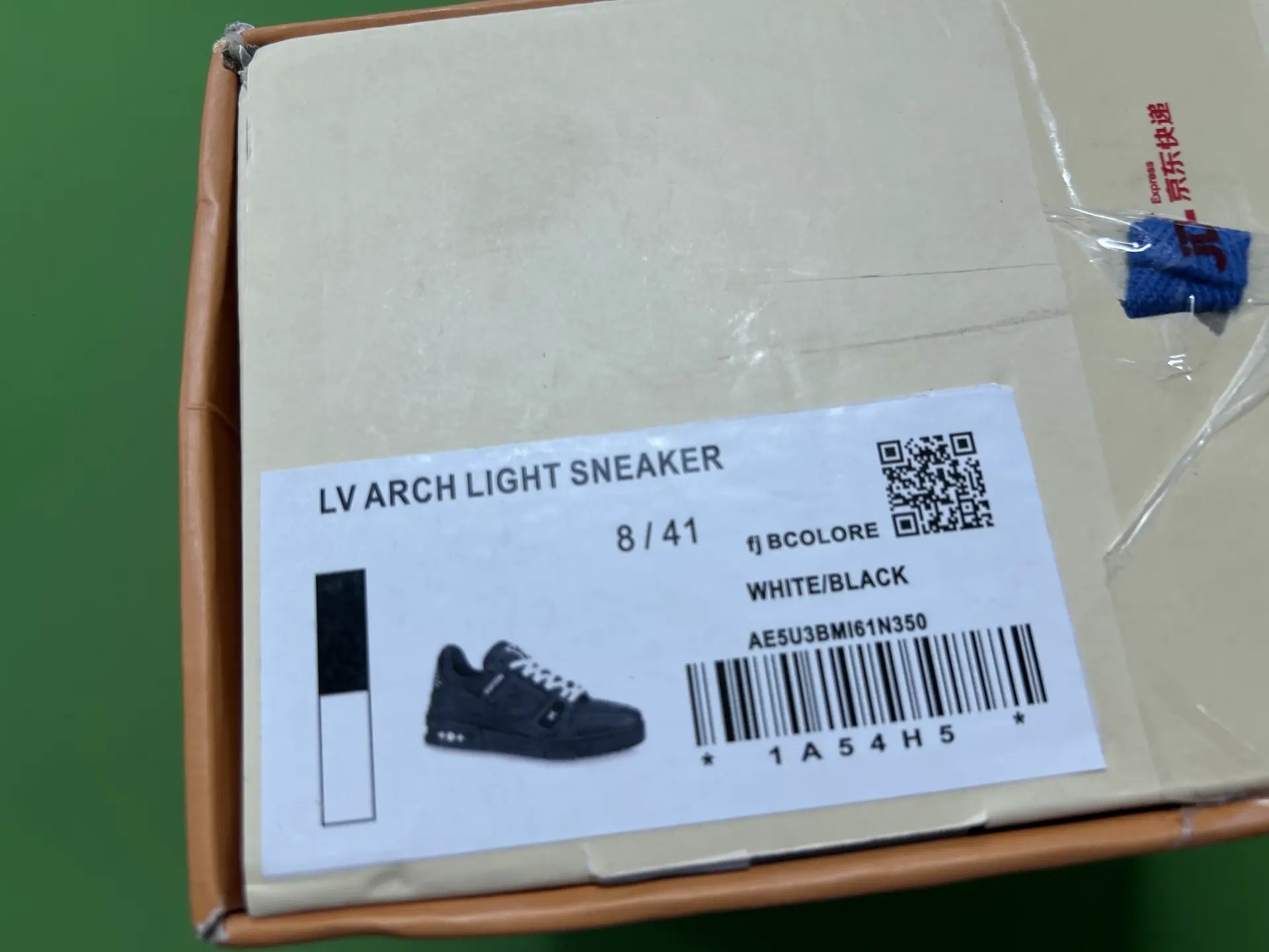 LV Arch Light Sneaker White/Black