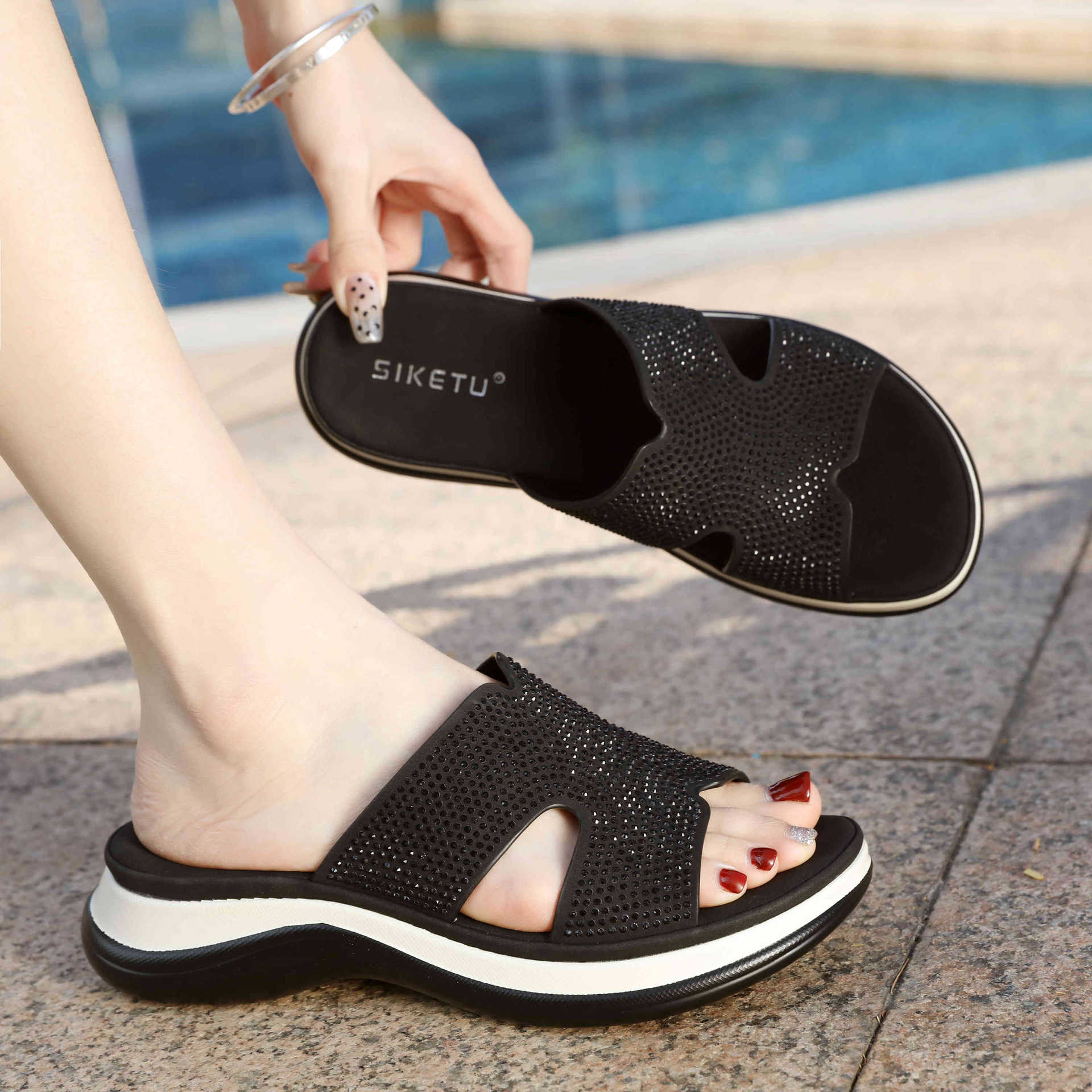 4003-3 New 2025 Spring and Summer Amazon Leisure Rhinestone Sandals Women's Anti-slip Beach Wedge Slippers