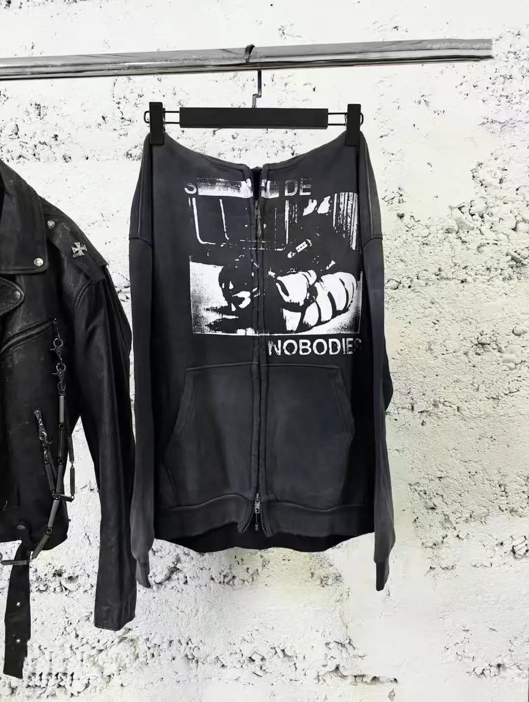 SOCIETY DE NOBODIES 25AW Unbeatable Binding Women Heavy Industry Making Old Black Hoodies