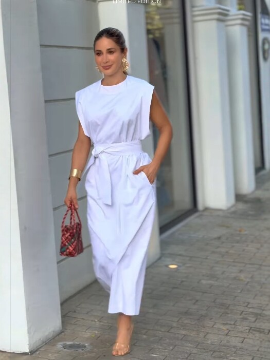 2026 Summer New Style European and American Vacation Pure White Simple Dress for Women, Fashionable and Elegant Tie-Up Long Dress for Women