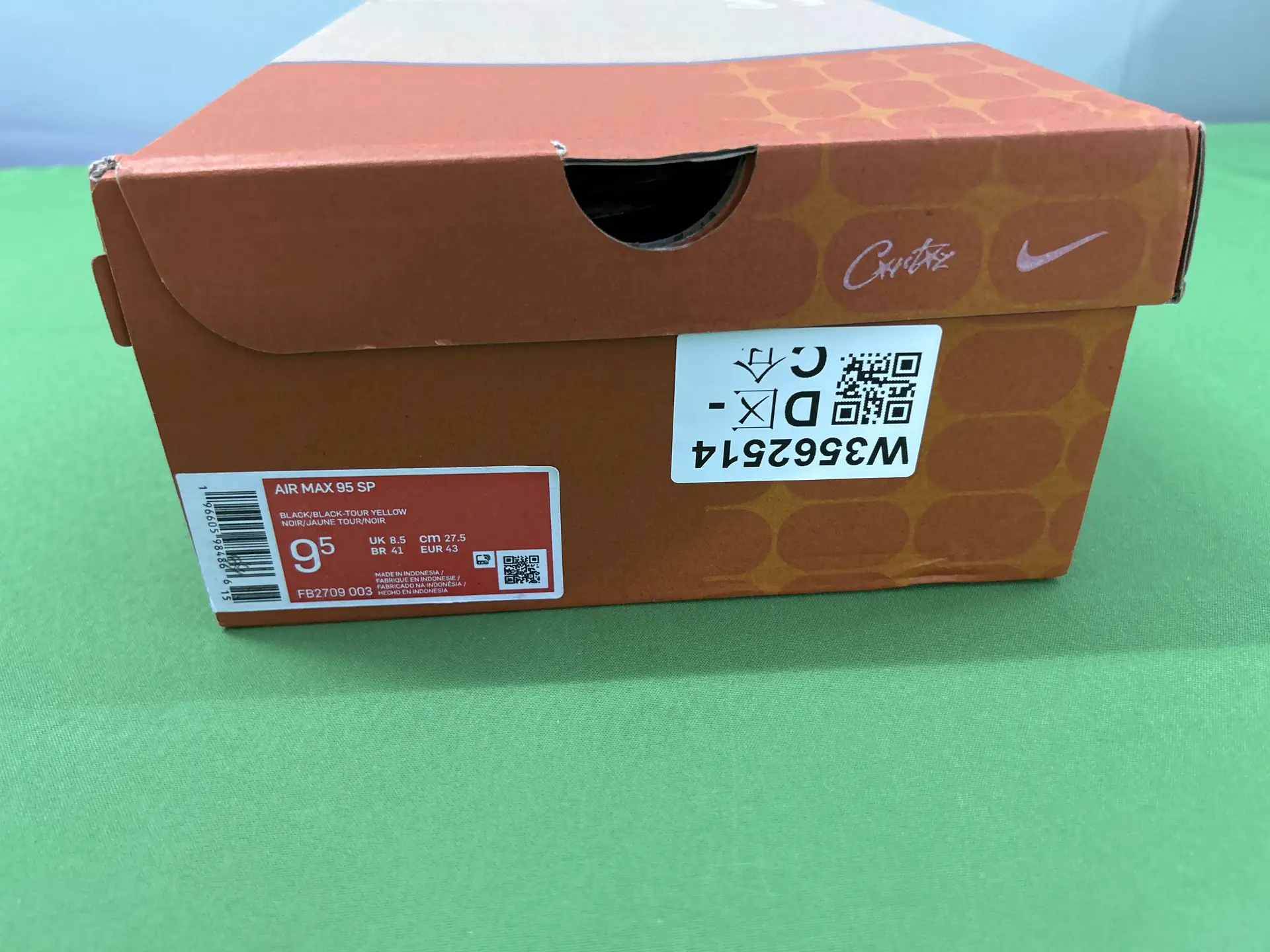 Corteiz x Nike Air Max 95 SP Tour Yellow