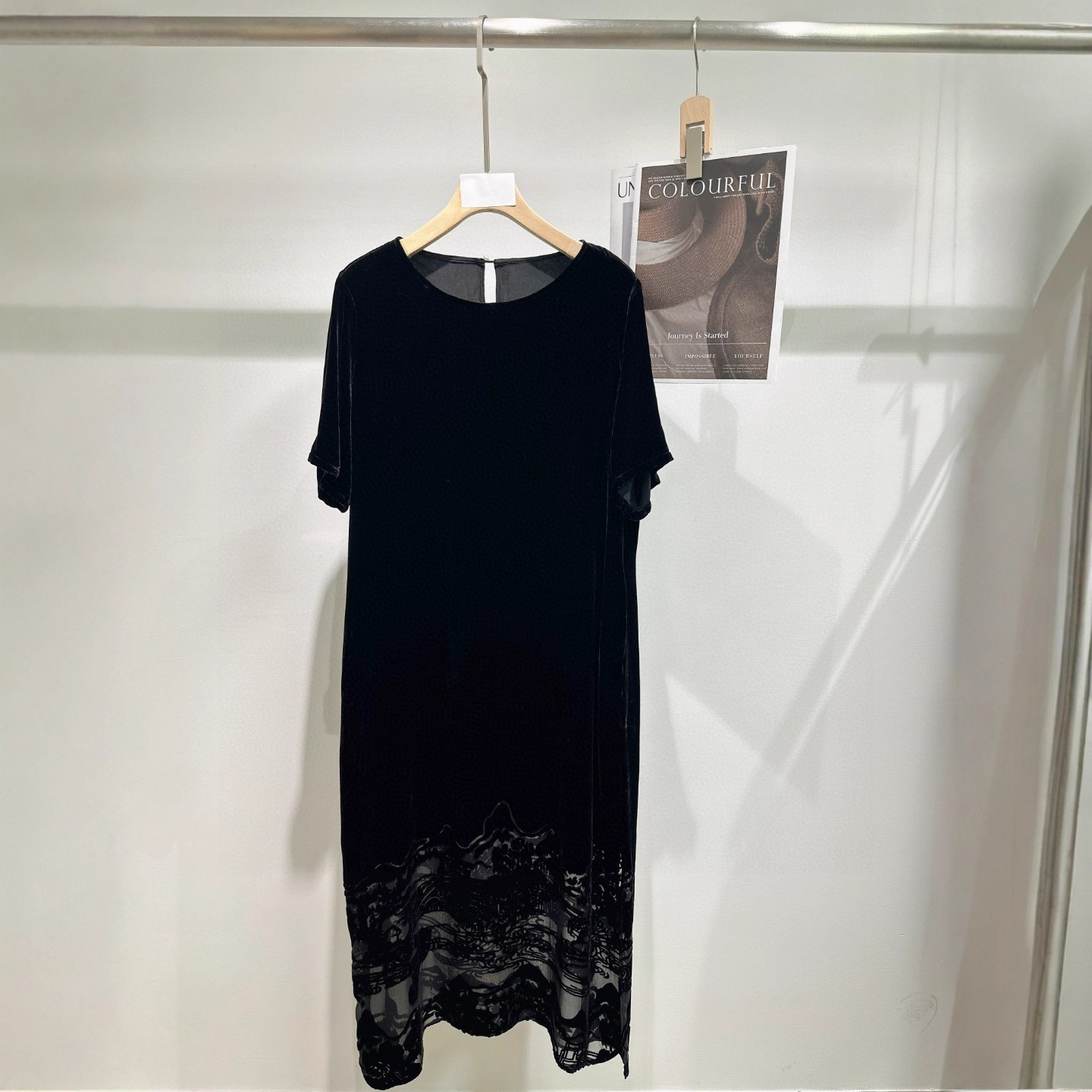 Nanyou 2025 New Vintage High-End Silk Velvet Floral Print Slit Dress with Side Pockets Little Black Dress