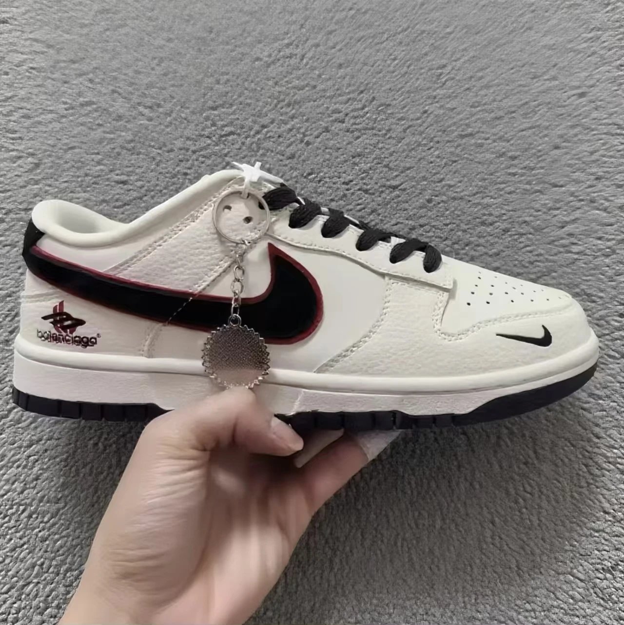 Spot [limited customized DT factory stable supply of pure original spot] NK DUNK LOW dunk series retro low casual sports skateboard shoes casual shoes sports shoes basketball shoes dunk meters white and black