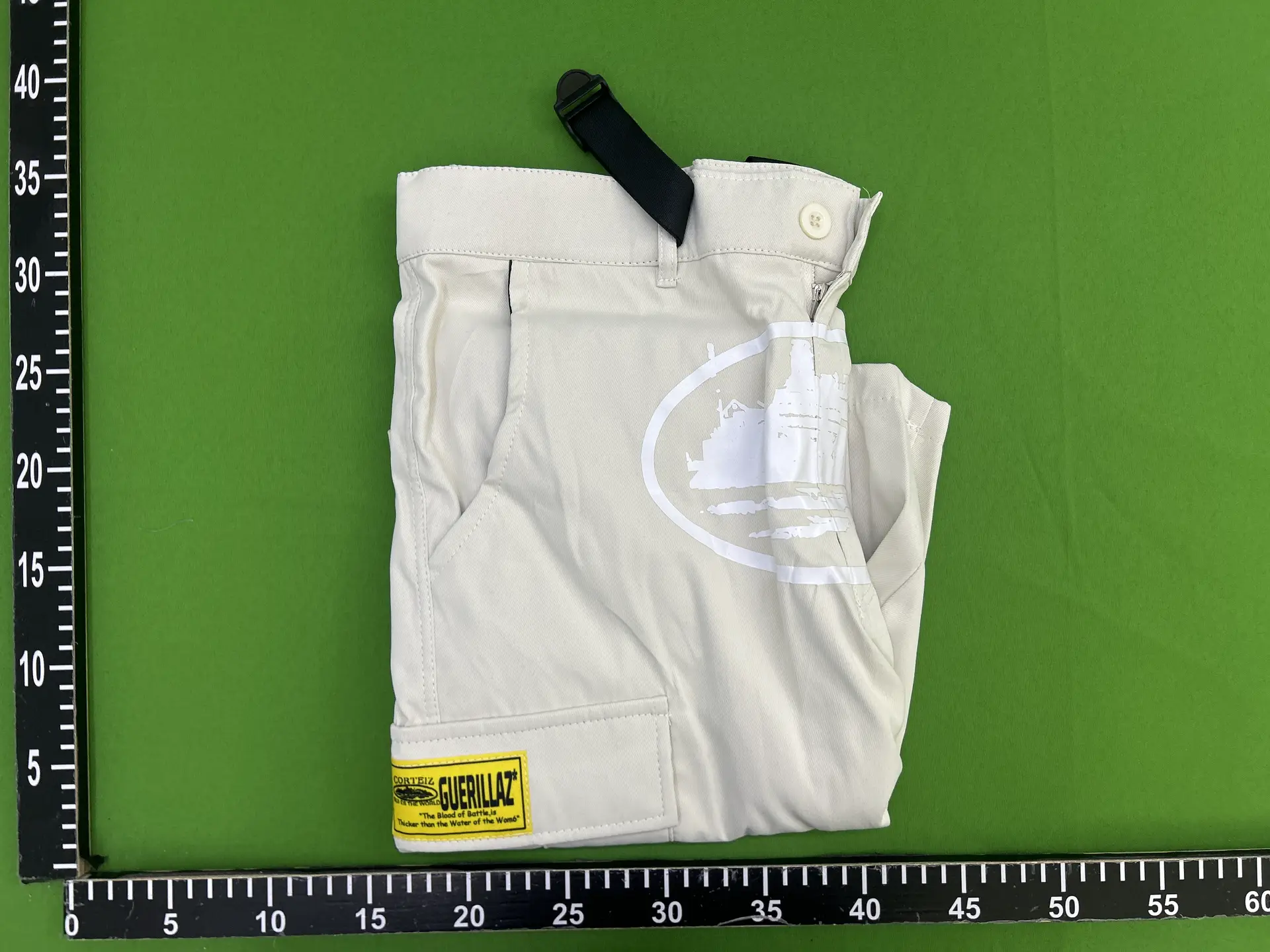 CORTEIZ GUERILLAZ cargo shorts