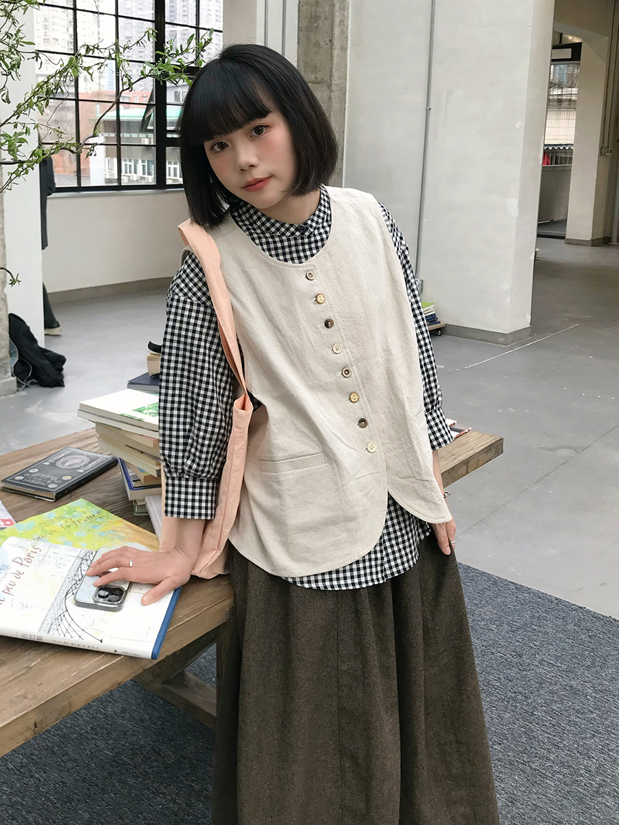 Plus Carefully Selects Plain Cotton and Linen Women's Vests in a New Chinese-Style Artistic and Old-Money Style, Loose Cardigans
