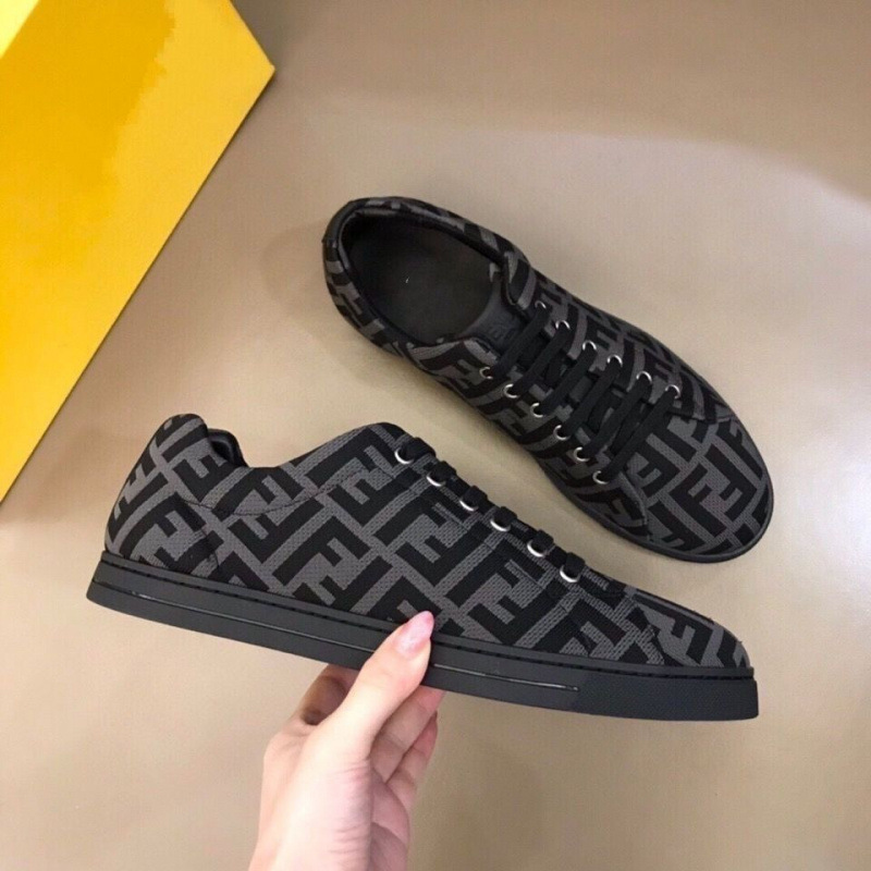 European Station Shoes Men's Shoes Trendy Sneakers Simple Casual Shoes Breathable White Shoes Fashion sneaker Driving Shoes