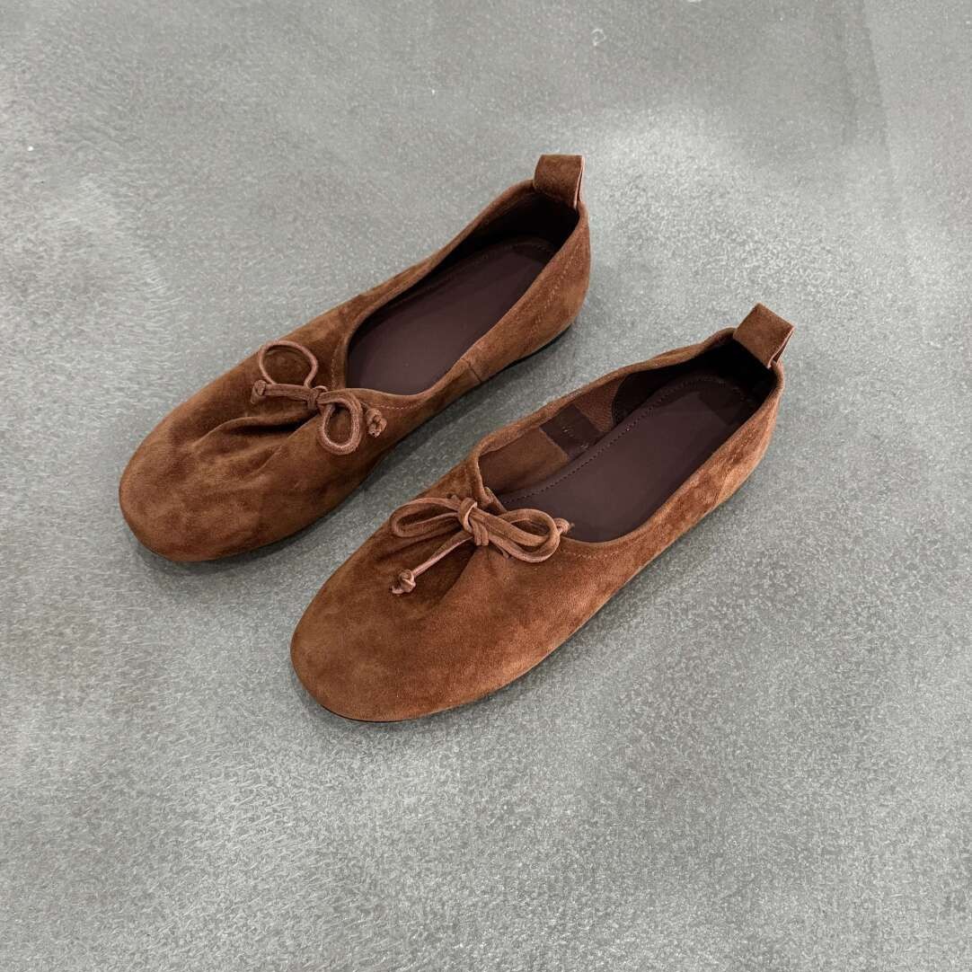 Retro Suede Women's Flat Shoes, Autumn 2026 Early Spring, Comfortable Round-Toe Soft-Soled Loafers, Slip-On Moccasins