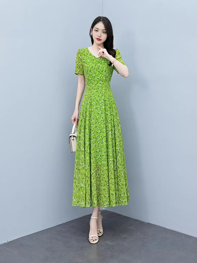 2026 New Summer Printed Chiffon Dress for Women, Long Style, Plus Size, Slimming, Printed, Tummy-Concealing Long Dress