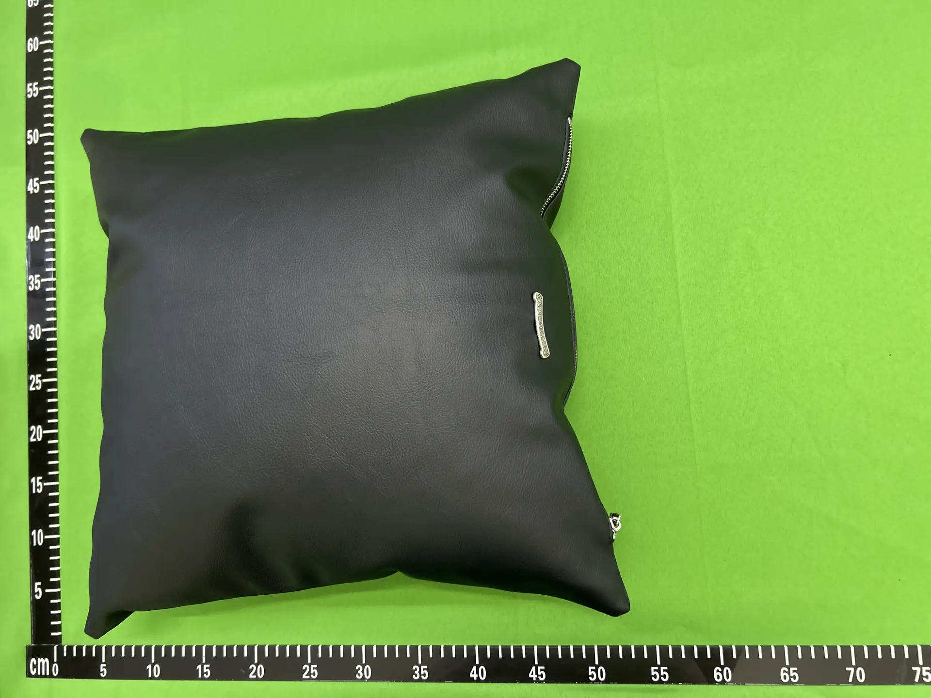 European-Style Luxury Feel, Three-Dimensional Embossed Cross, Pebbled Leather, Home and Car Use, Square Throw Pillow, Cushion