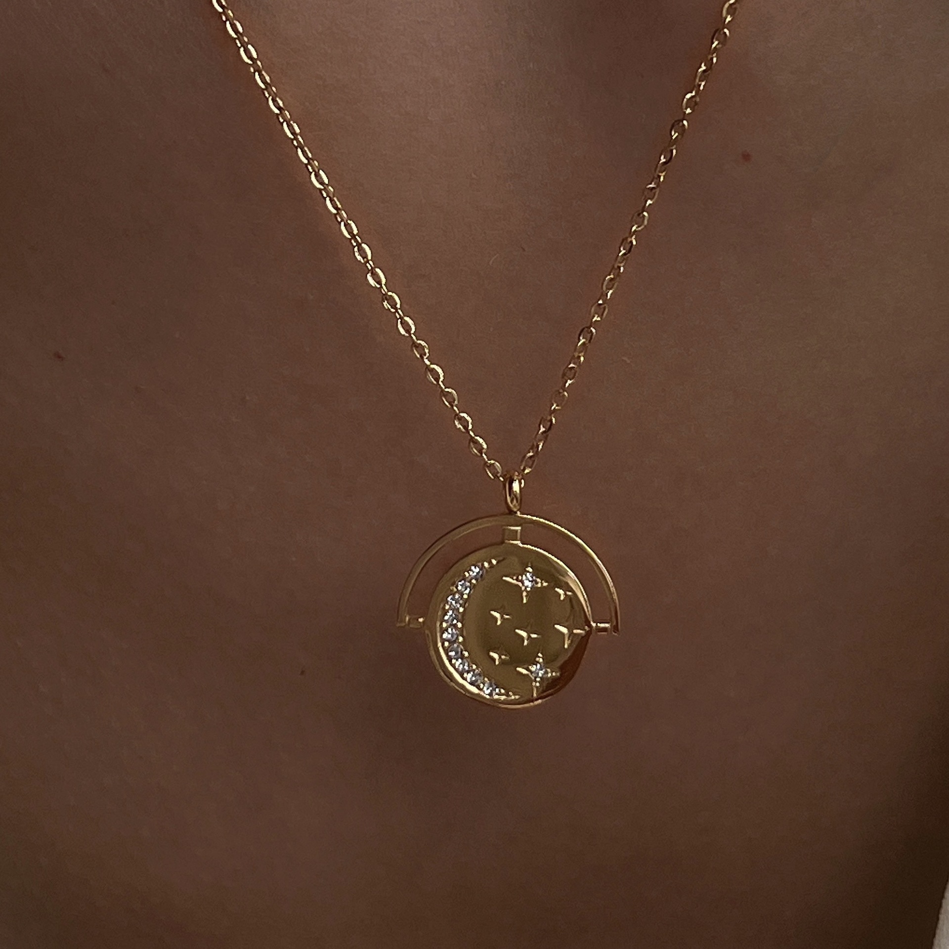 Dazan Starry Sky Jewelry European and American Cross-Border Ins Retro Micro-Inlaid Zircon Moon Star Coin Pendant Titanium Steel Necklace