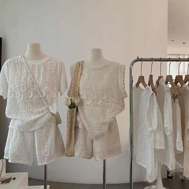 2025 New Summer Round Neck Beaded Solid Color Embroidered Short-Sleeved Shirt Elastic High Waist Wide Leg Shorts Two-Piece Set for Women