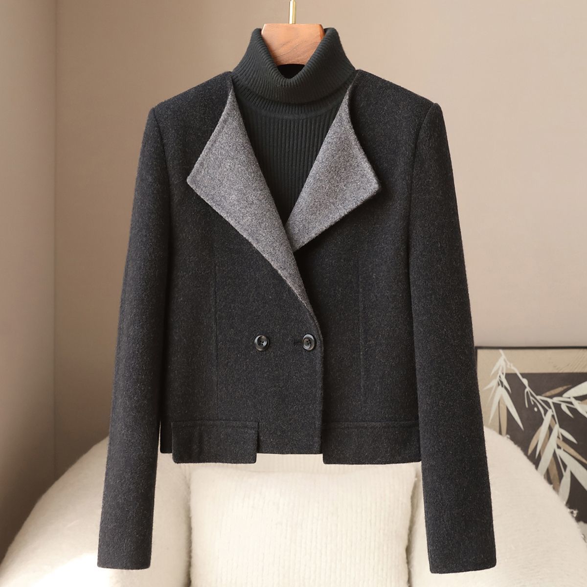 Small Quantity Apparel 2026 Spring New Casual Short Woolen Women's High-Waisted Wool Coat for Petite Women