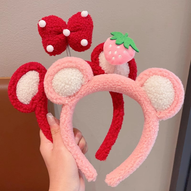 Strawberry acridine ~ plush hairband female 2024 new autumn and winter sweet wash hair pressure hair band hairpin hair bundle headdress