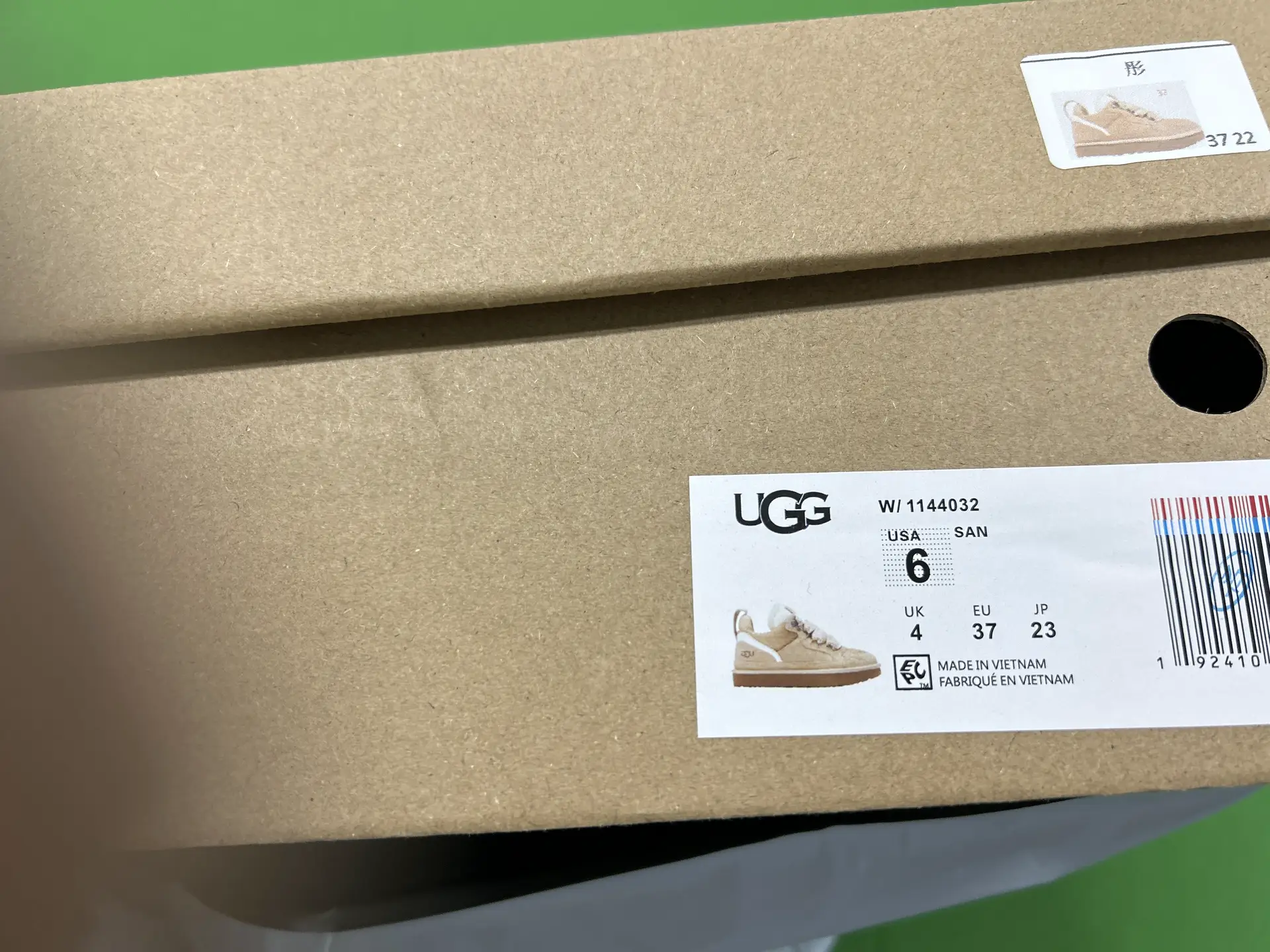 UGG W/1144032