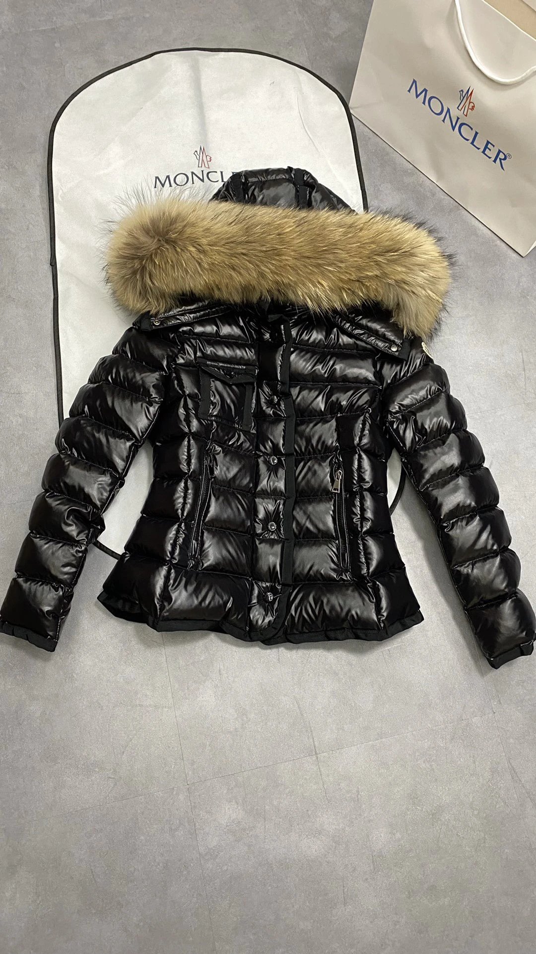 Moncler puffer jacket Foto QC de WEIDIAN na Qualit.ly