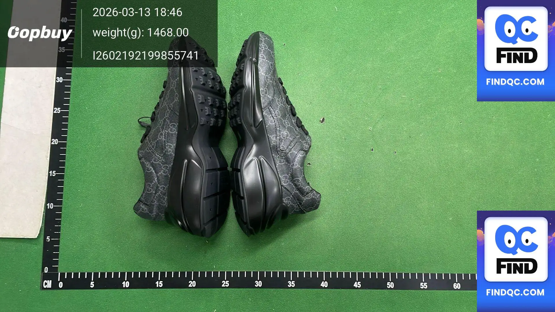 Gucci GG Supreme Sneakers Black