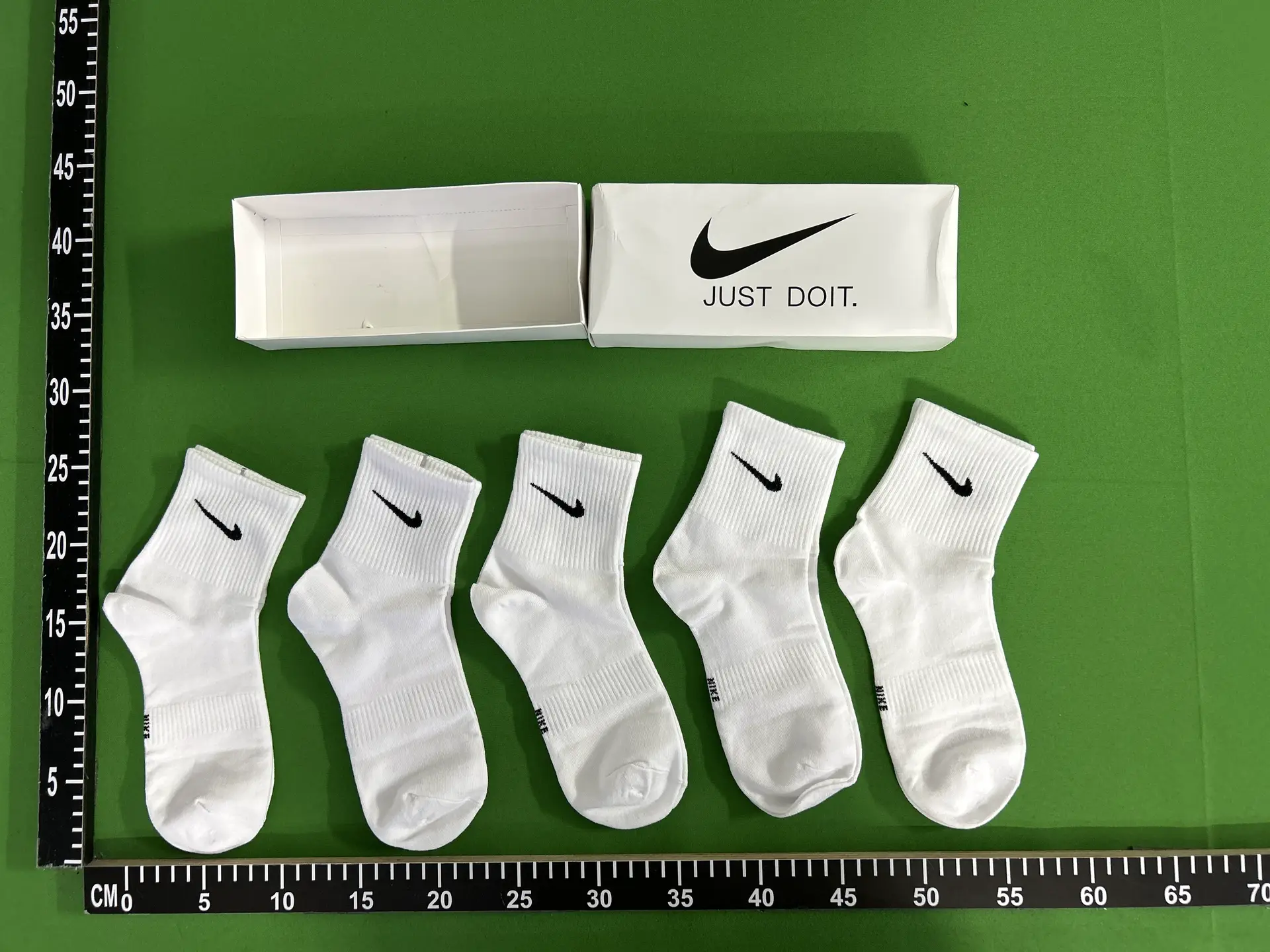 Nike Crew Socks White