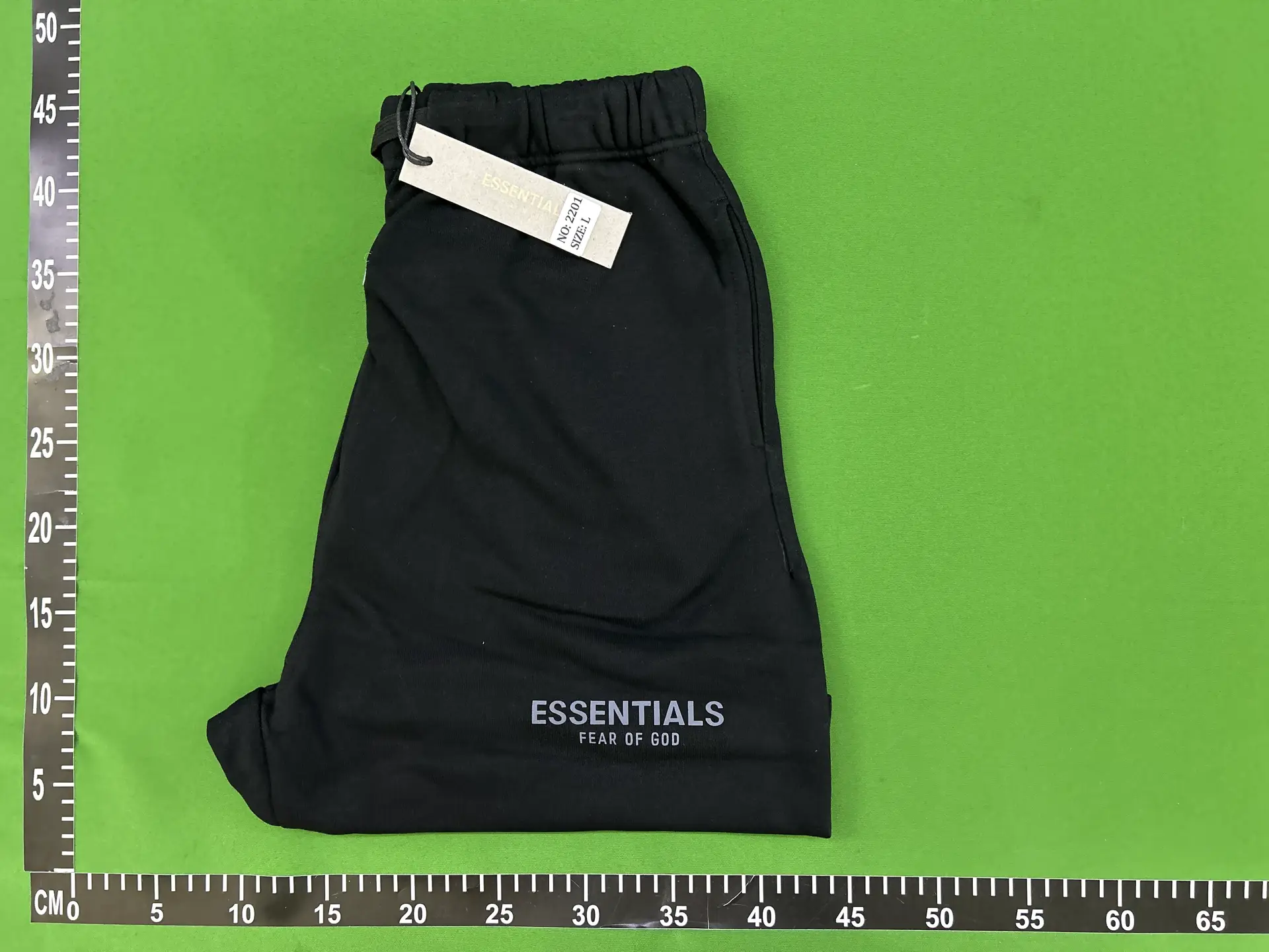 European and American Trendy Brand Fog Copy Essentials New 3m Reflective Drawstring Five-Quarter Pants Loose Sports Shorts