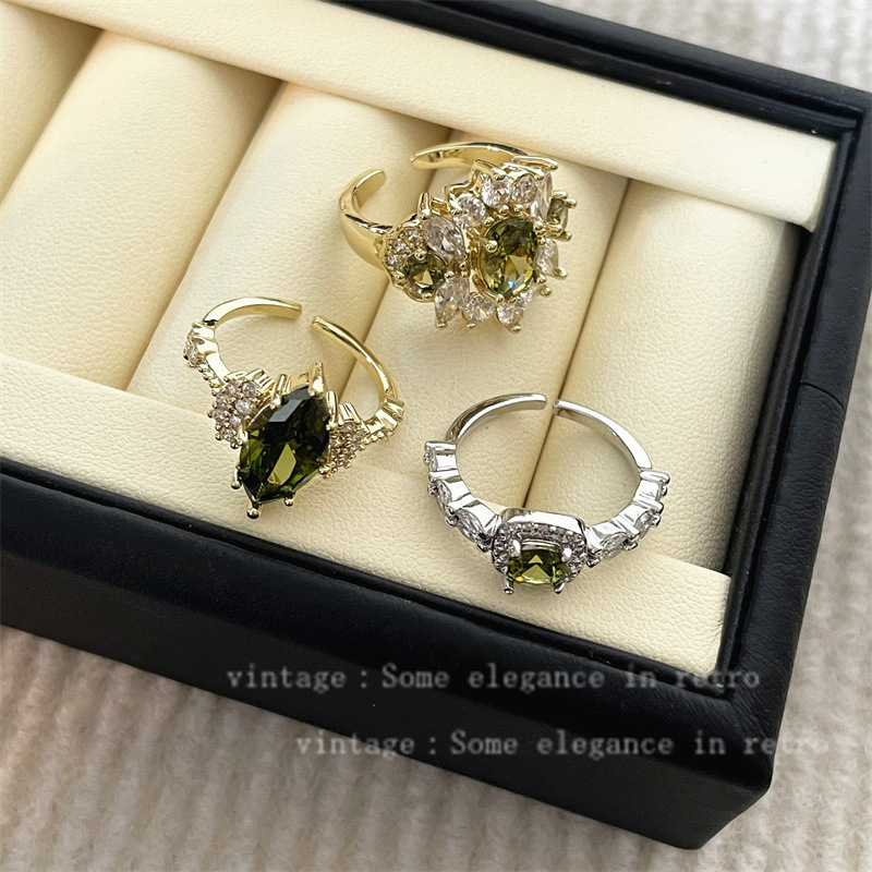 Middle Ancient Court Ring Olivine Emerald Ring Vintage Light Luxury High Sense Opening Adjustable Index Finger Middle Finger