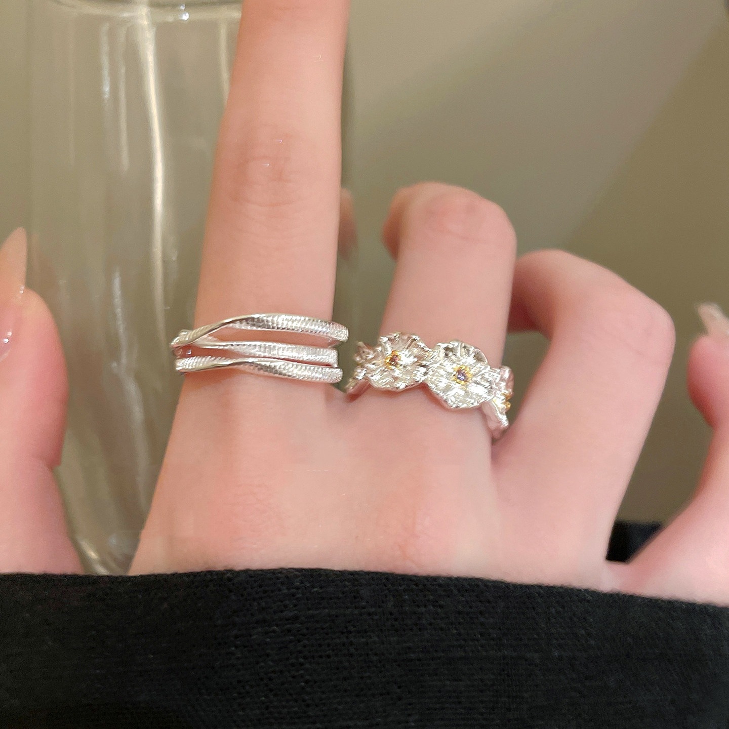 High-End Textured Pleated Daisy Flower Ring for Women, Fashionable Sweet and Cool Stackable Versatile Open Ring for Index Finger