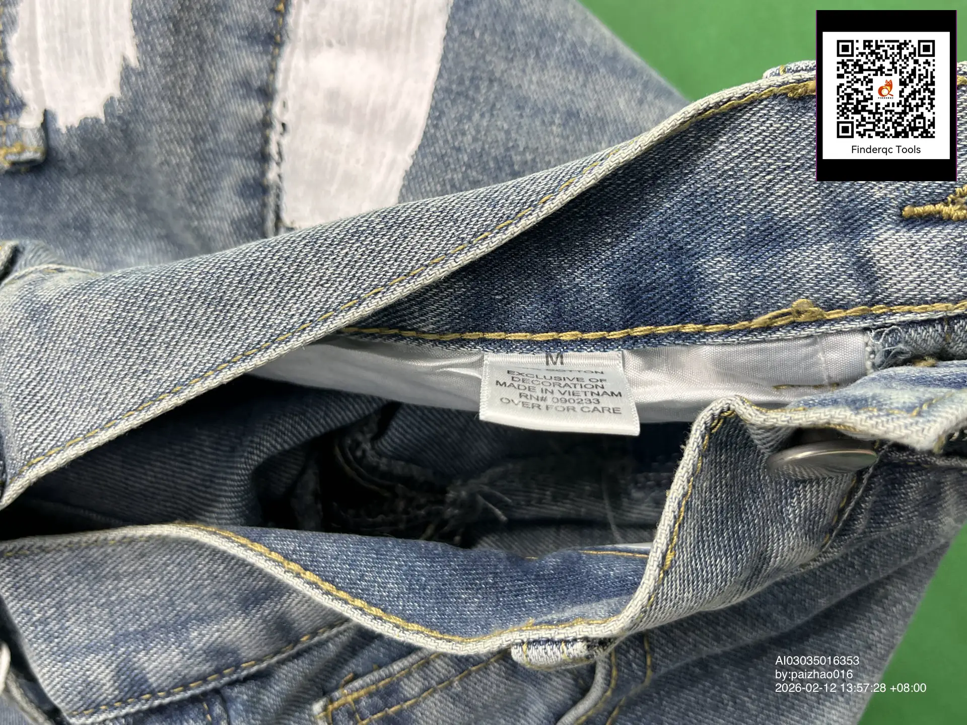 L01 Fashionable Popular Jeans