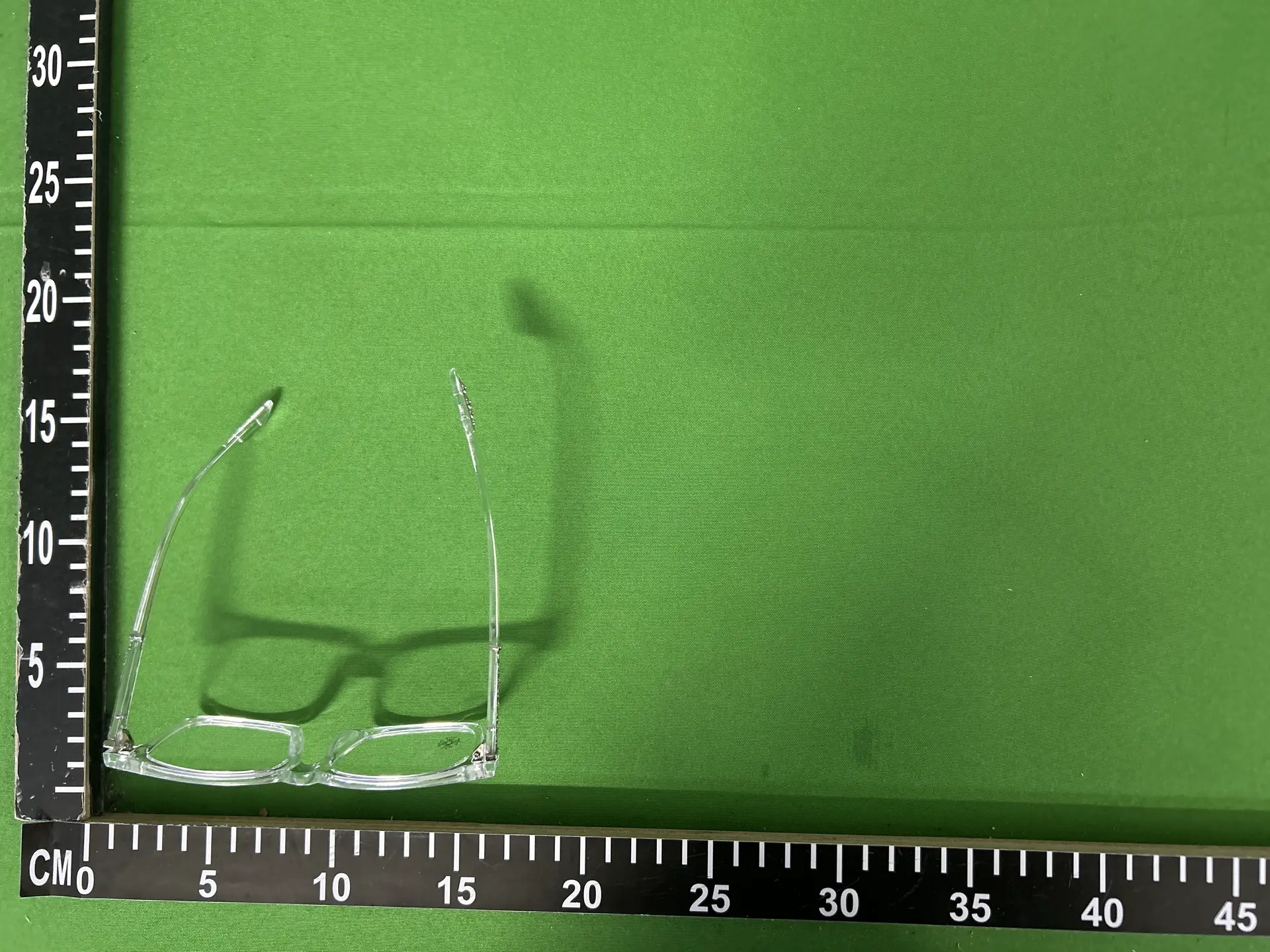 Clear frame glasses