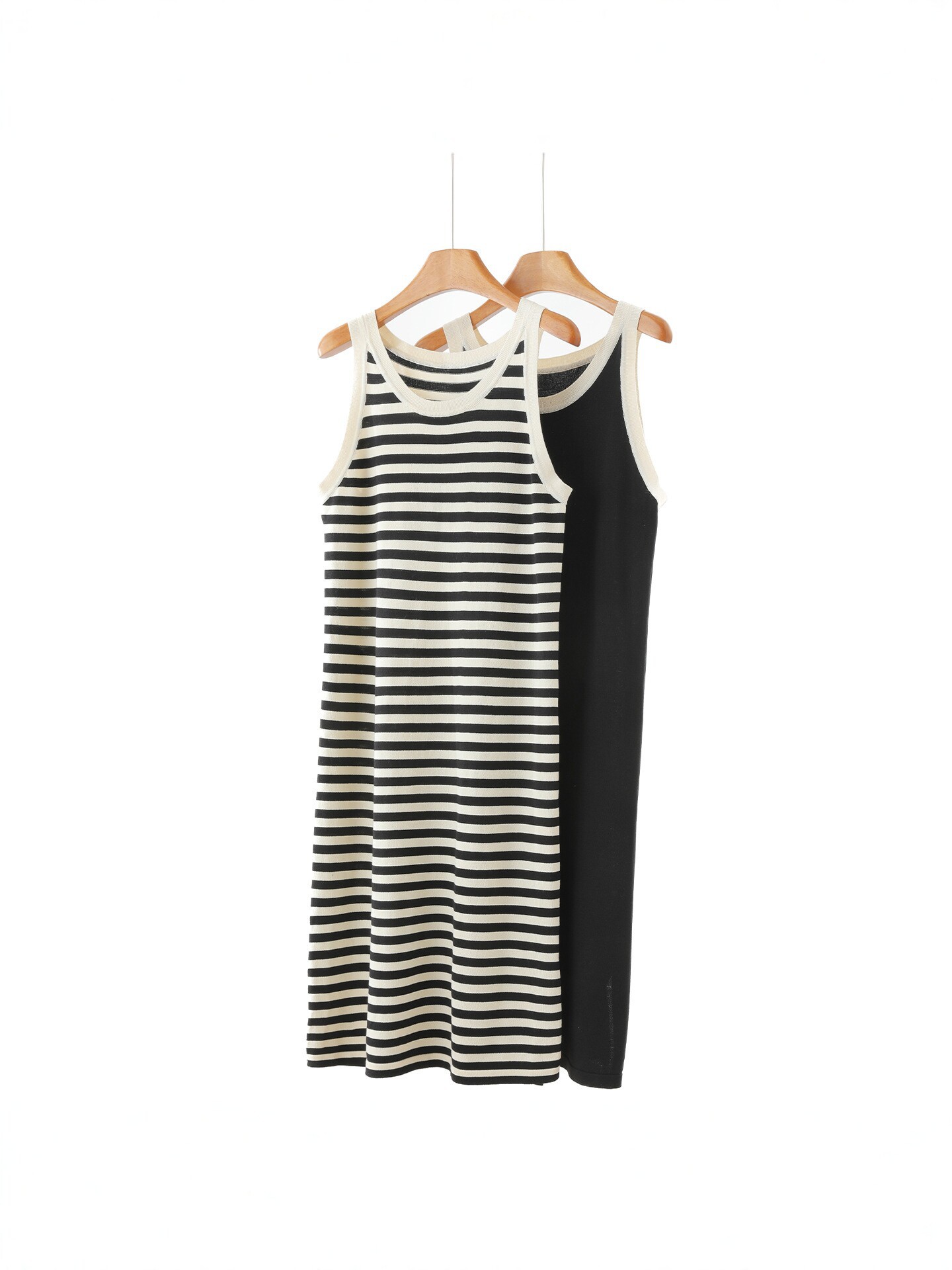 Korean Retro Striped Knitted Vest Dress for Women, Summer Sleeveless Long Strap Dress, Slimming and Drapey Over-The-Knee Dress