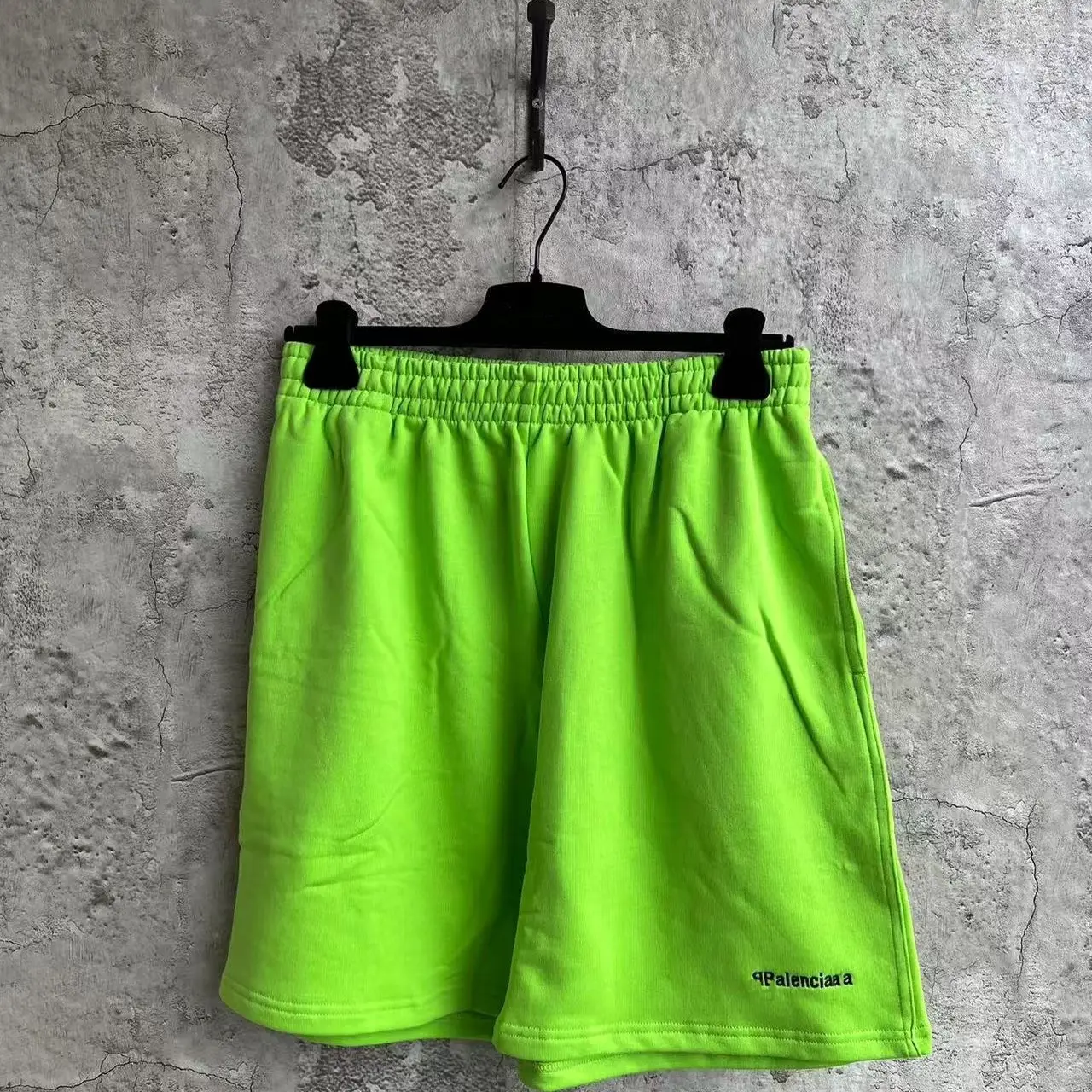 25 New Arrival High Quality Pure Cotton Silky Soft Fashion All-Match Men and Women Same Style Shorts