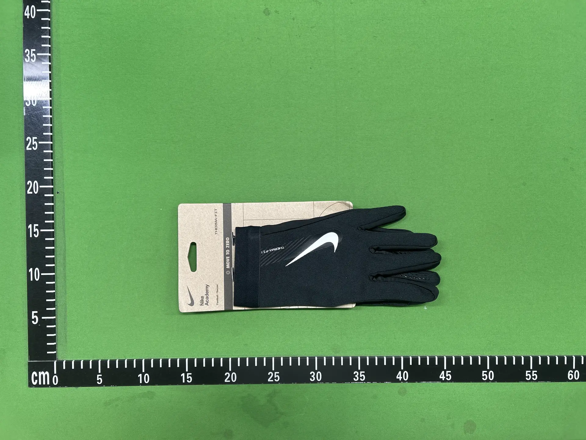 Nike Therma-FIT Academy Gloves