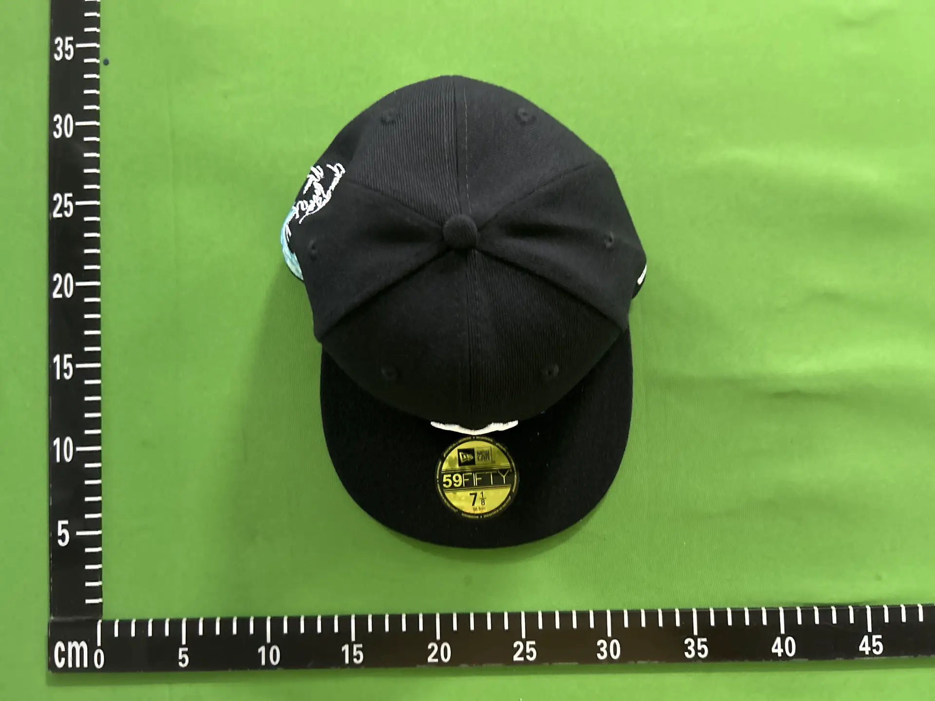 Fully enclosed non-adjustable anti-wear LA foreign trade wholesale baseball hat men's and women's American hip-hop sunshade NY flat hat