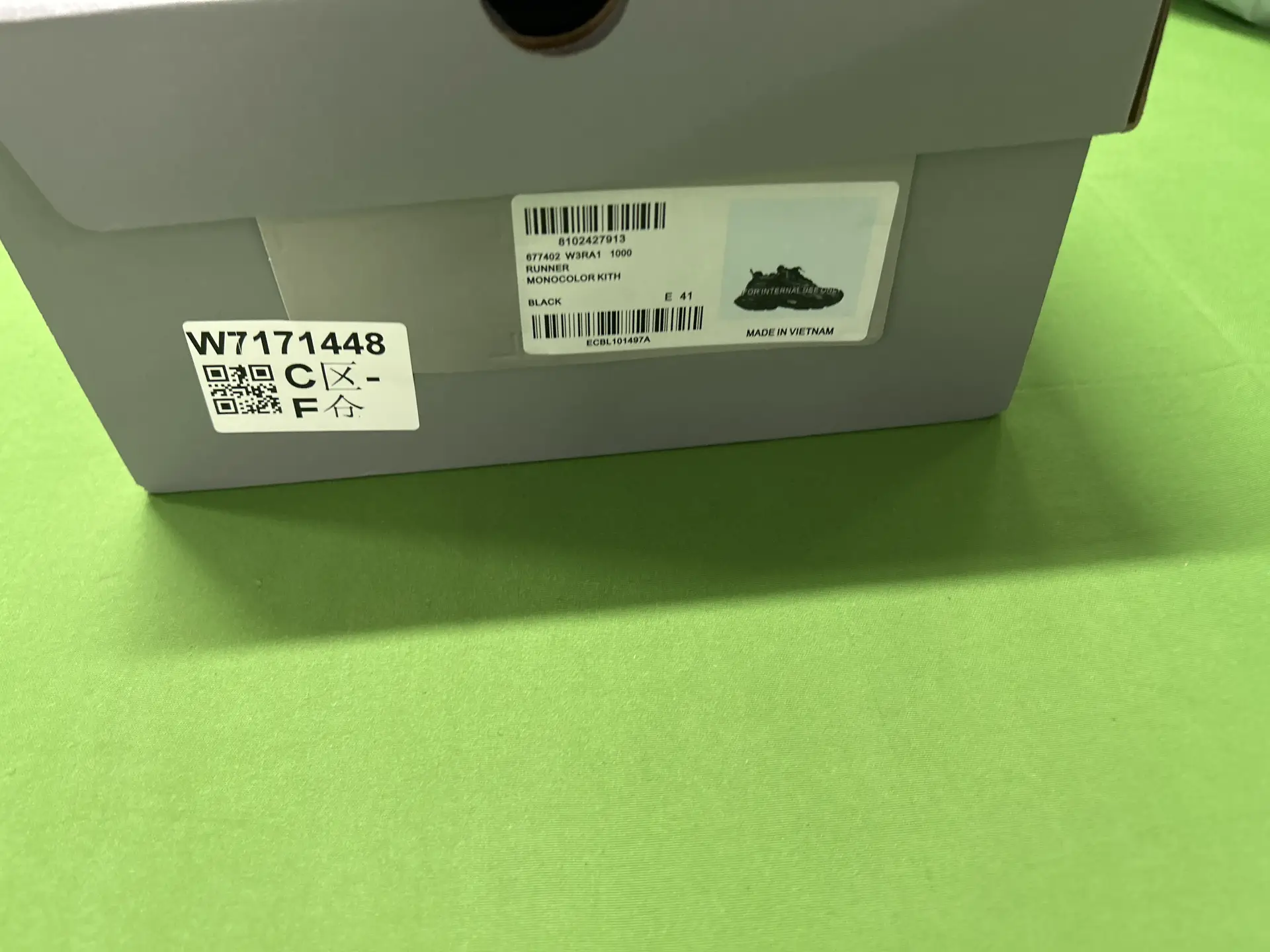 Balenciaga Runner Monocolor Kith Black