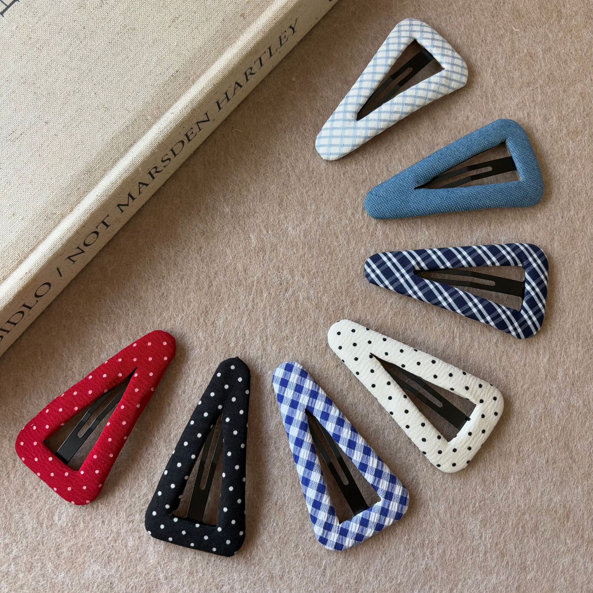 Korean Retro Geometric Triangle Hairpin Fabric Bb Clip Sweet and Cute Bangs Clip Side Clip Simple Hairpin Hair Accessories