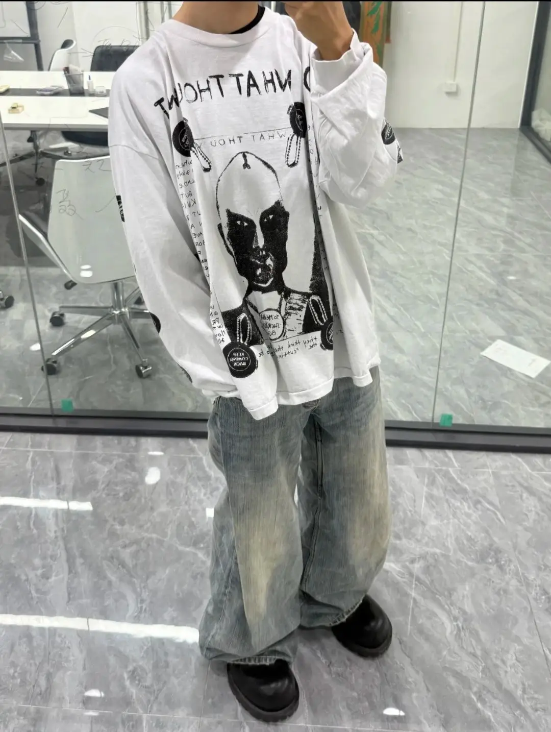 White graphic print long sleeve t-shirt