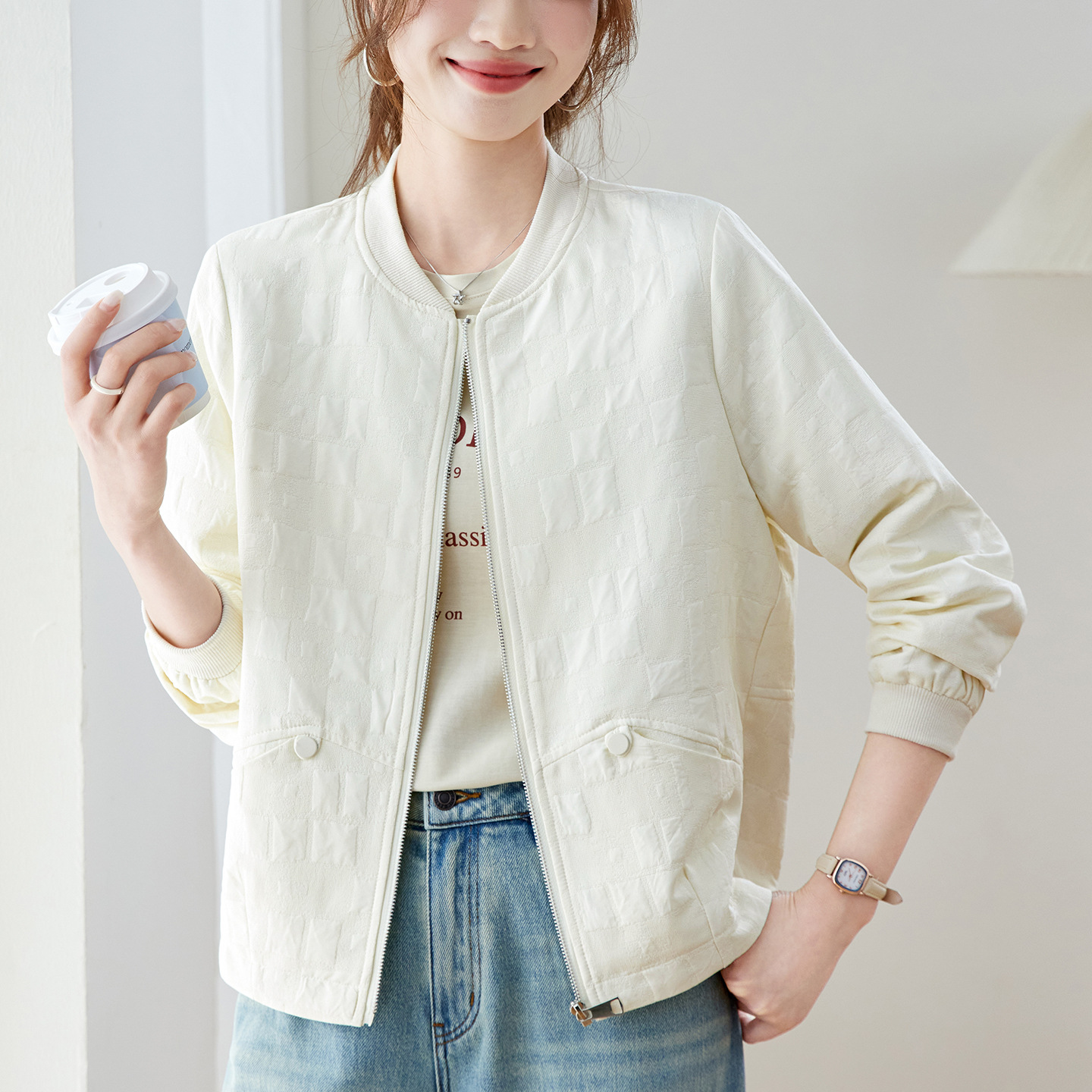 Casual Plaid Baseball Jacket for Women, Short Style, 2026 Spring New Fashion, Middle-Aged, Age-Reducing, Versatile Jacket