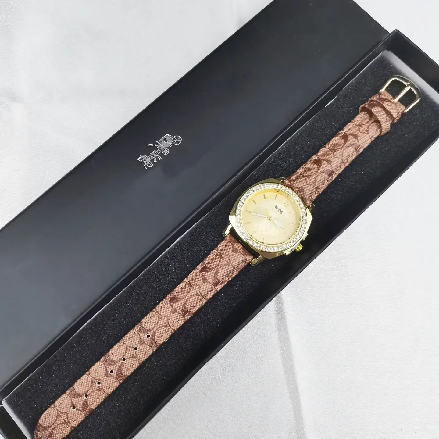 Douyin Explosion Supply Belt Watch Quartz Watch Ladies Women's Watch Women's Quartz Watch Spot Wholesale