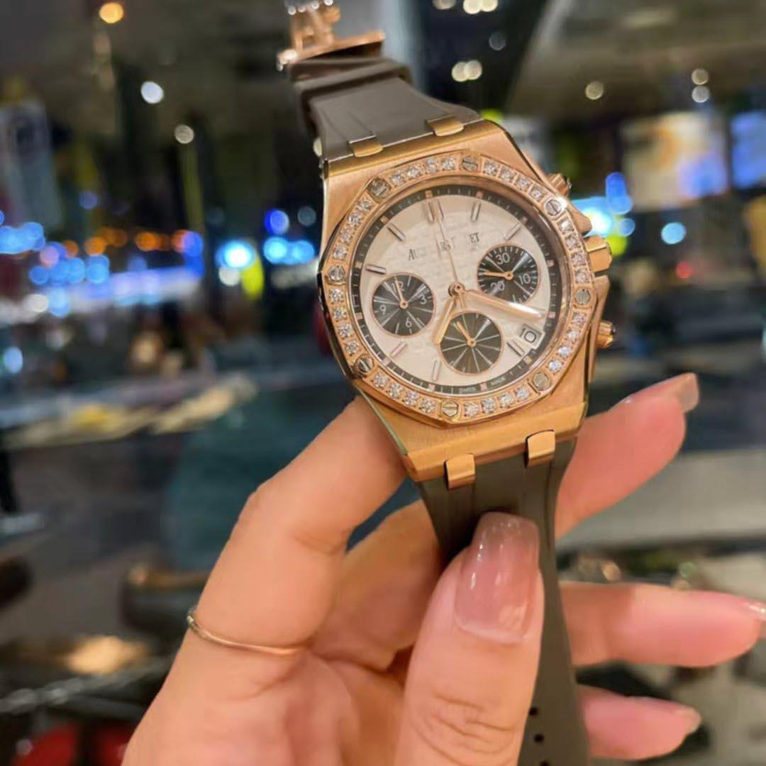 Audemars Piguet Royal Oak Silicone Chronograph Watch