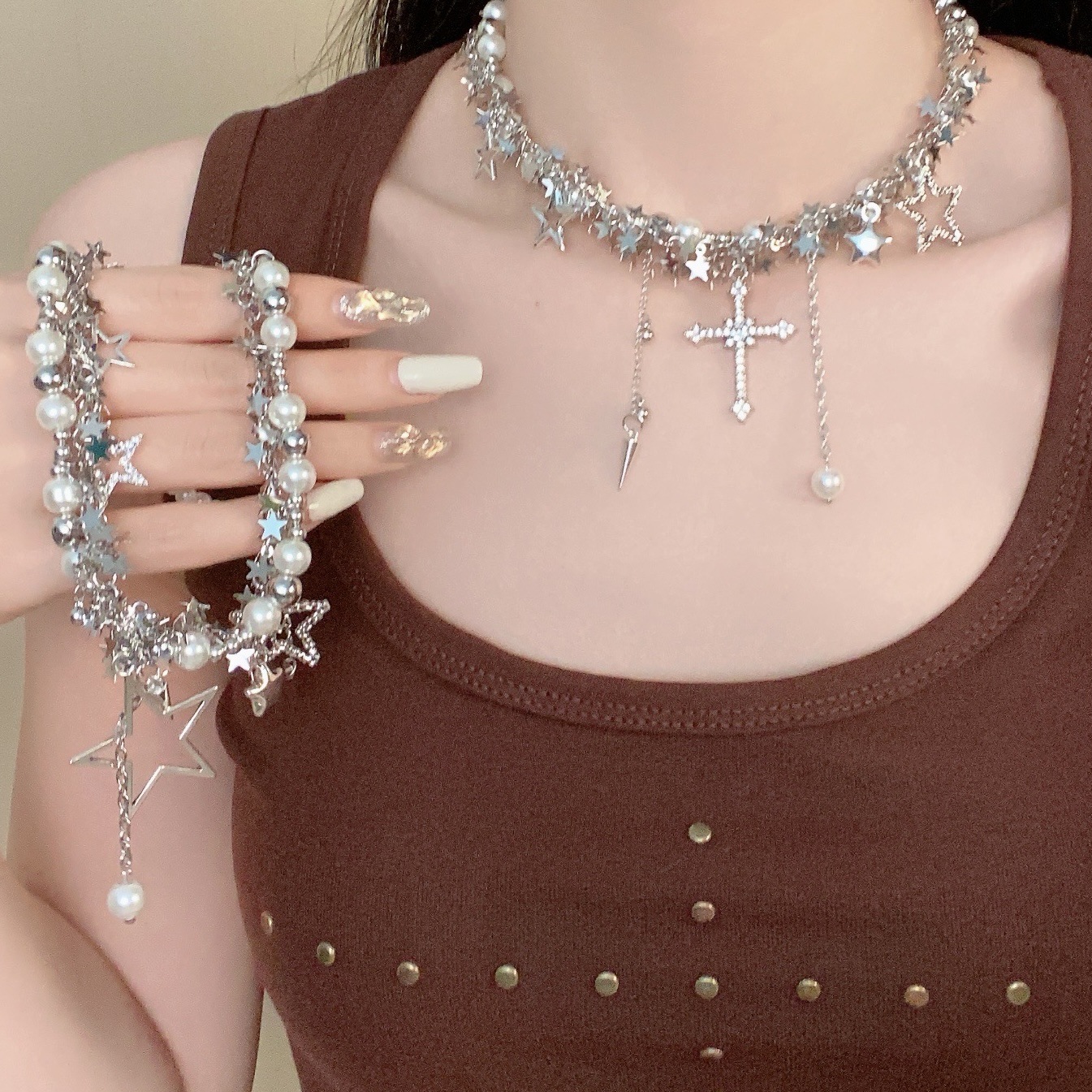 Y2K Sexy Subculture Star Pearl Tassel Choker Necklace Female Niche Design Cross Clavicle Chain Trend