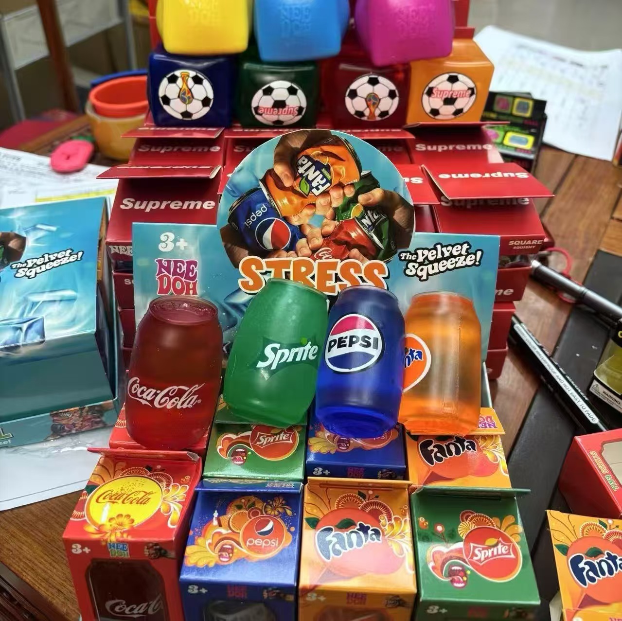 Cross-Border New Product: Realistic Replica of Coca-Cola and Sprite Beverage Bottles, High-Appearance Candy Stress Relief Toy, Decompression Gadget Foto QC de 1688 na Qualit.ly