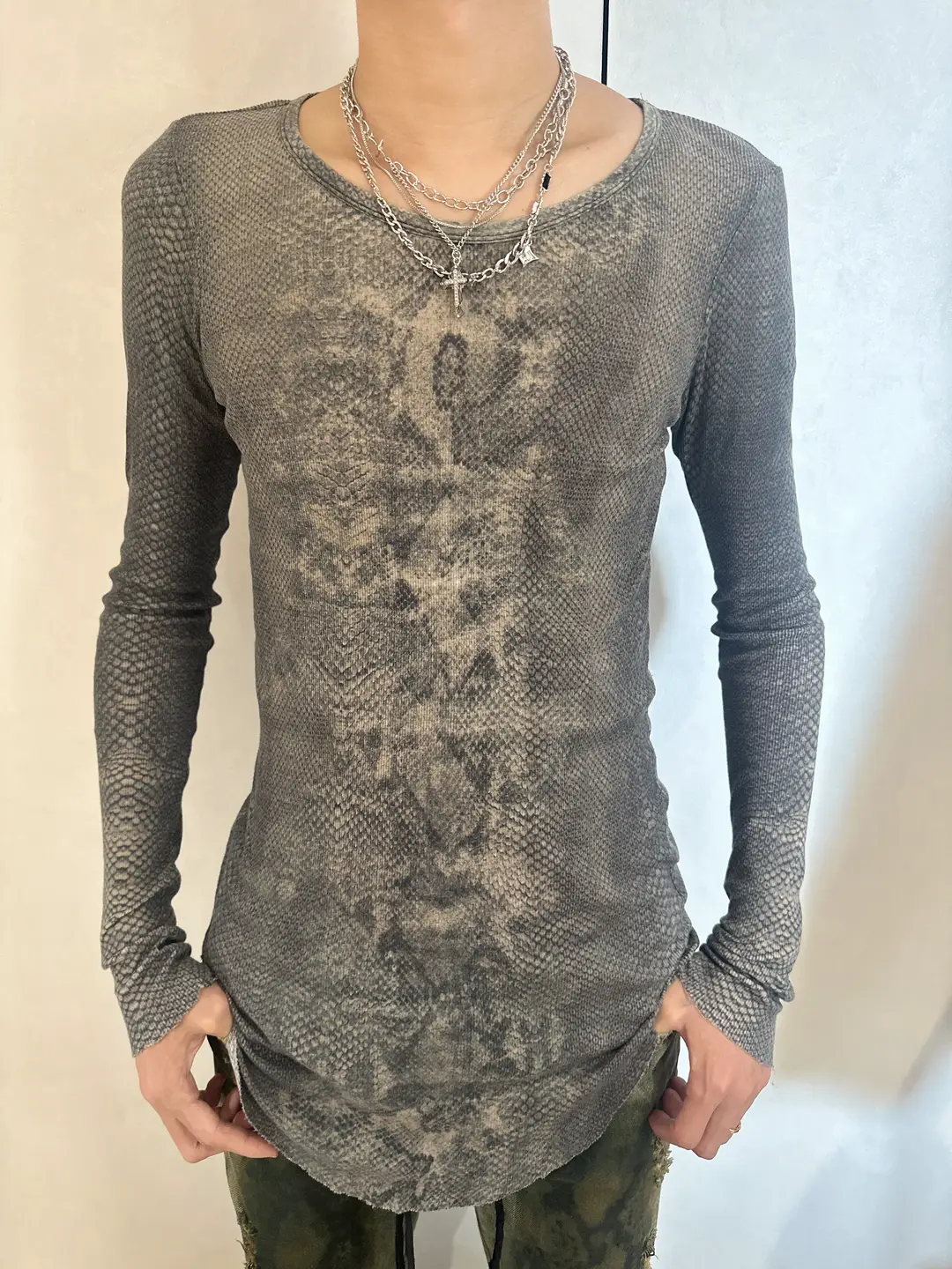 Ifsixwasnine Vintage Visual Art Style Full-Body Python Print Long-Sleeve T-Shirt