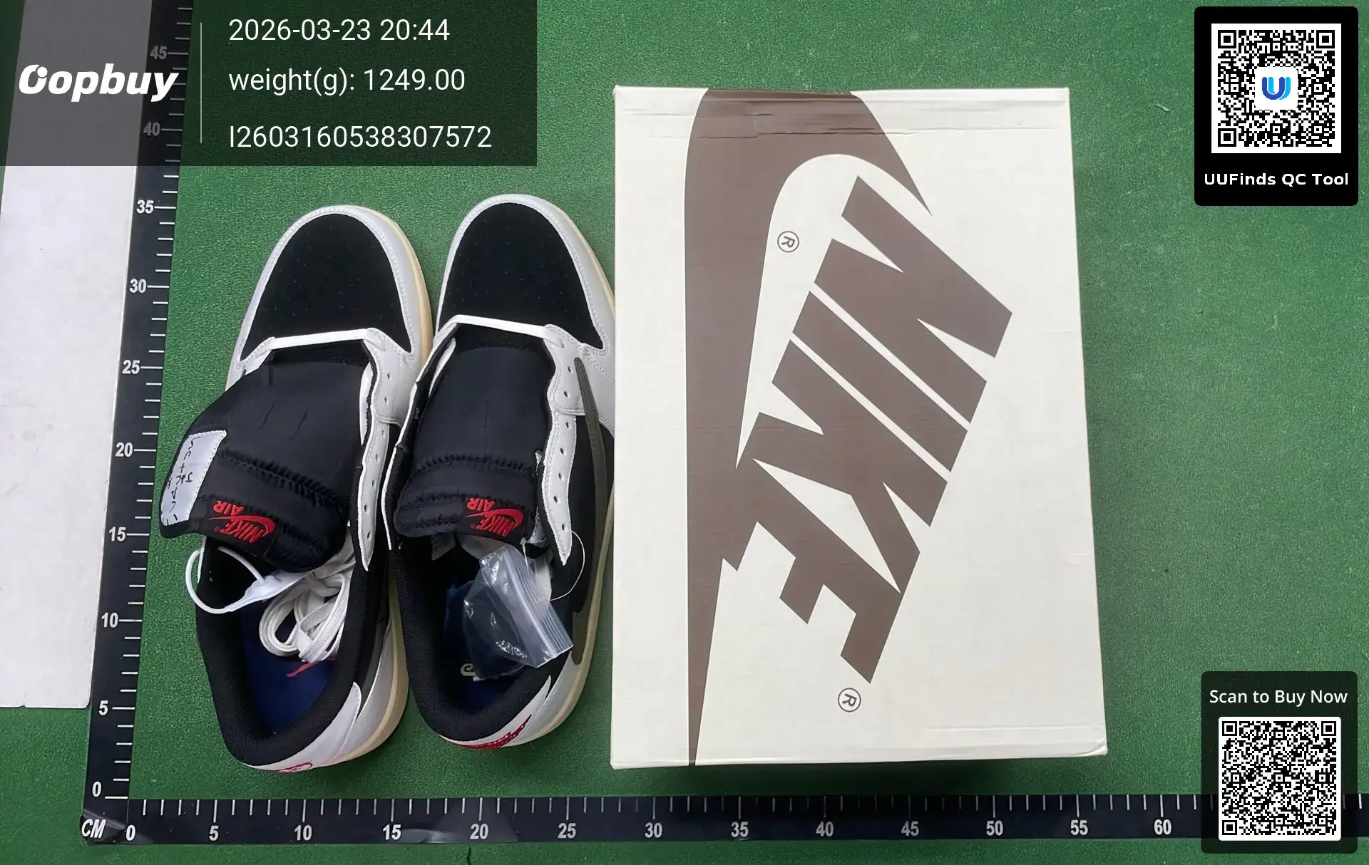 Nike Air Jordan 1 Retro High OG Travis Scott