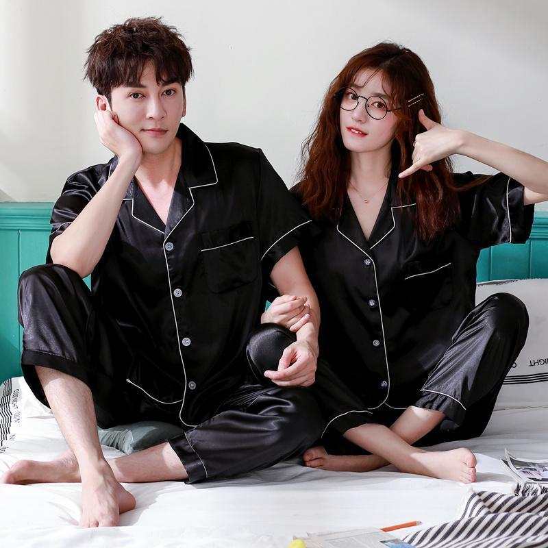 A wholesale spring and autumn short-sleeved couple pajamas men and women ice silk solid color imitation silk can be worn outside home clothes suit