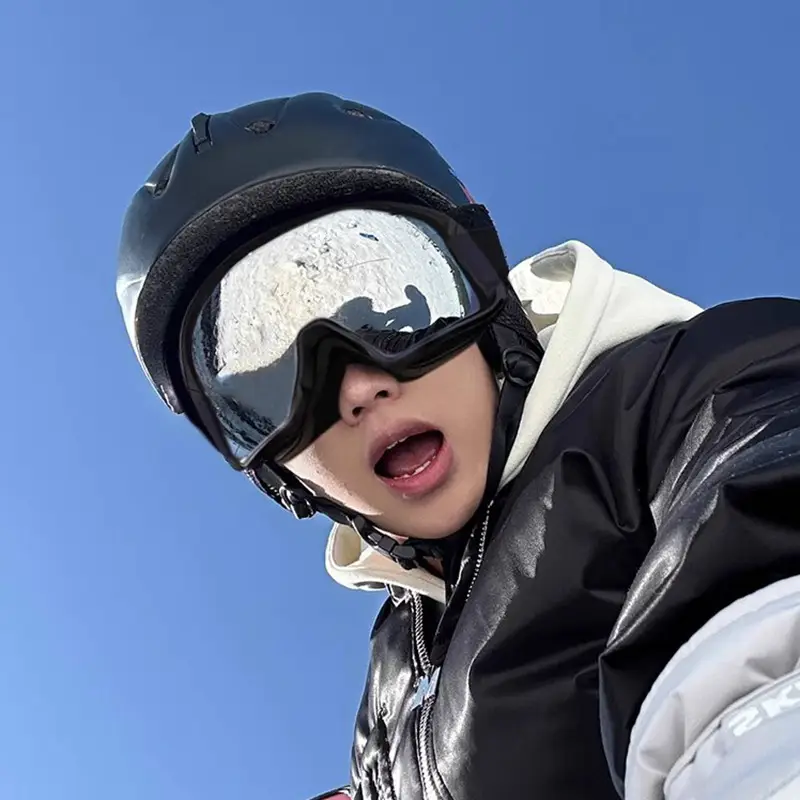 滑雪登山护目镜男女骑摩托车防风防眩光眼镜户外运动雪地墨镜